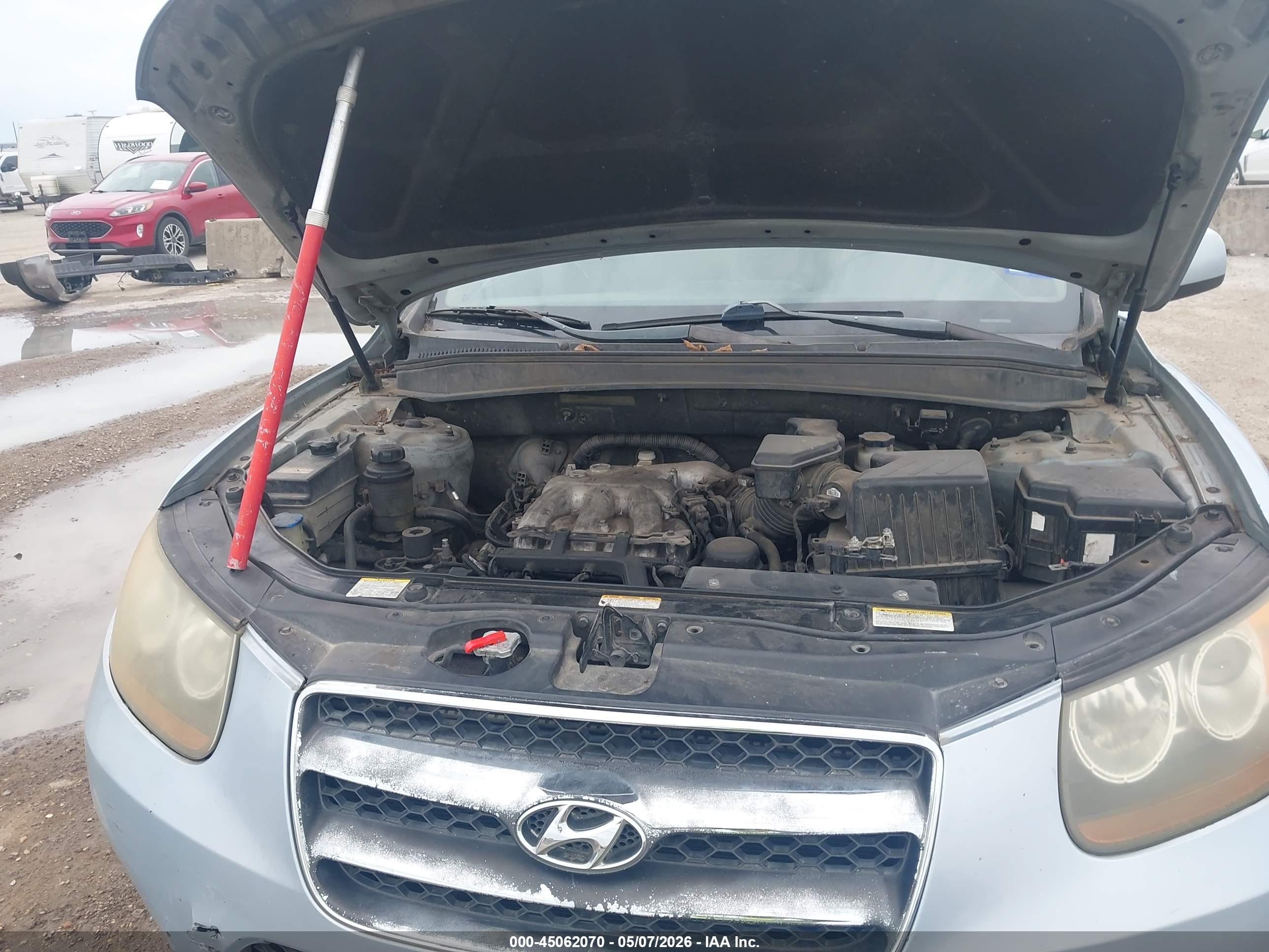 HYUNDAI SANTA image 10