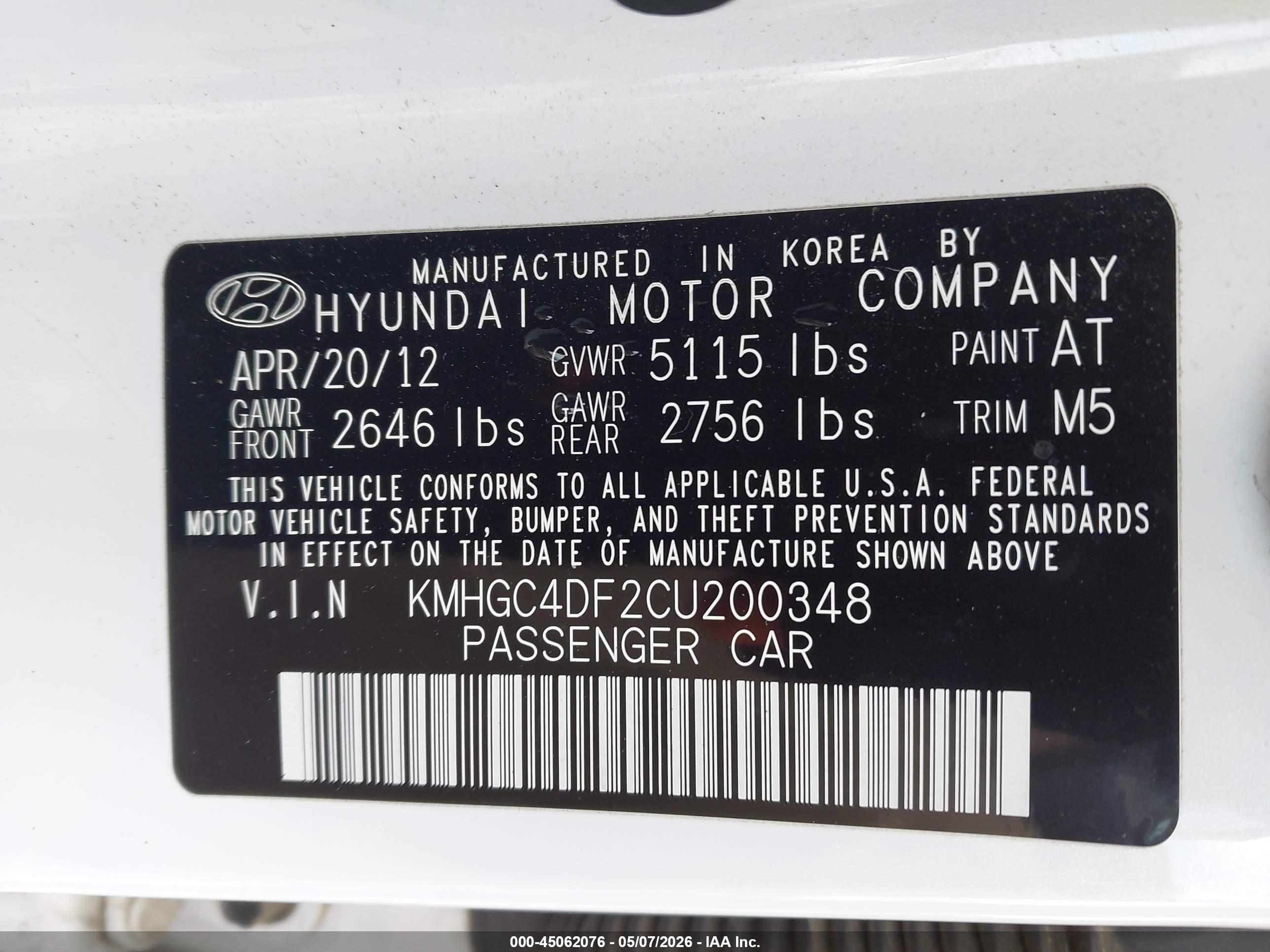 HYUNDAI GENESIS image 9