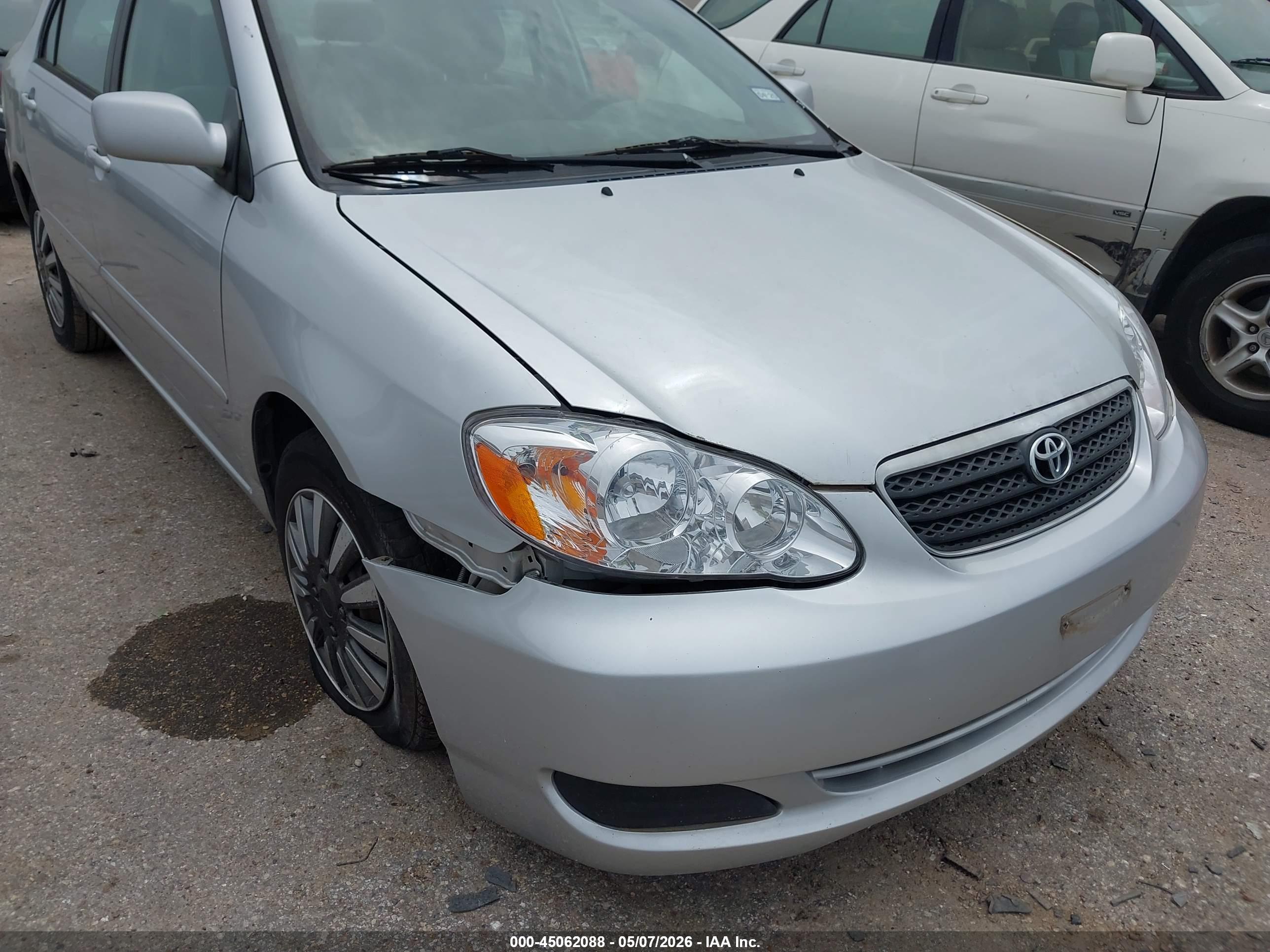 TOYOTA COROLLA image 6