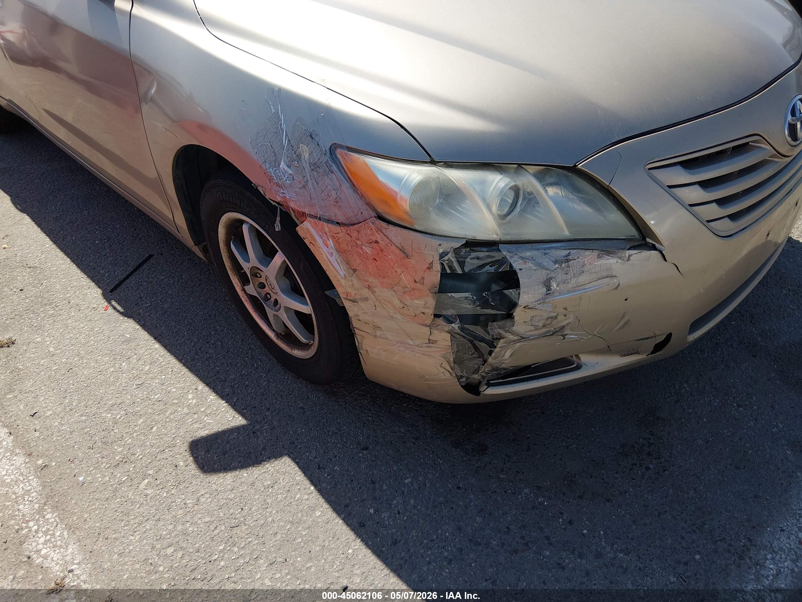 TOYOTA CAMRY image 6