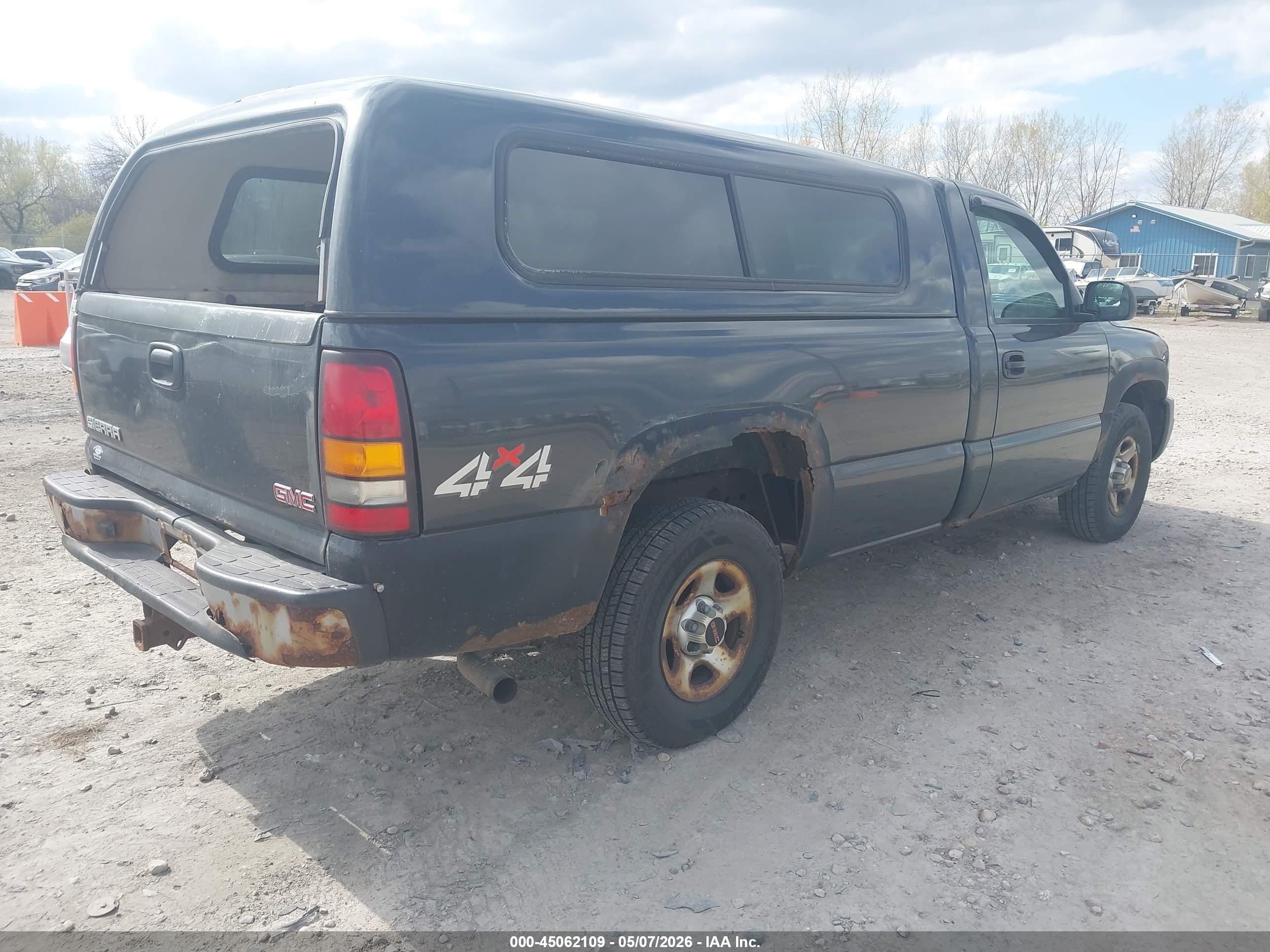 GMC SIERRA image 4