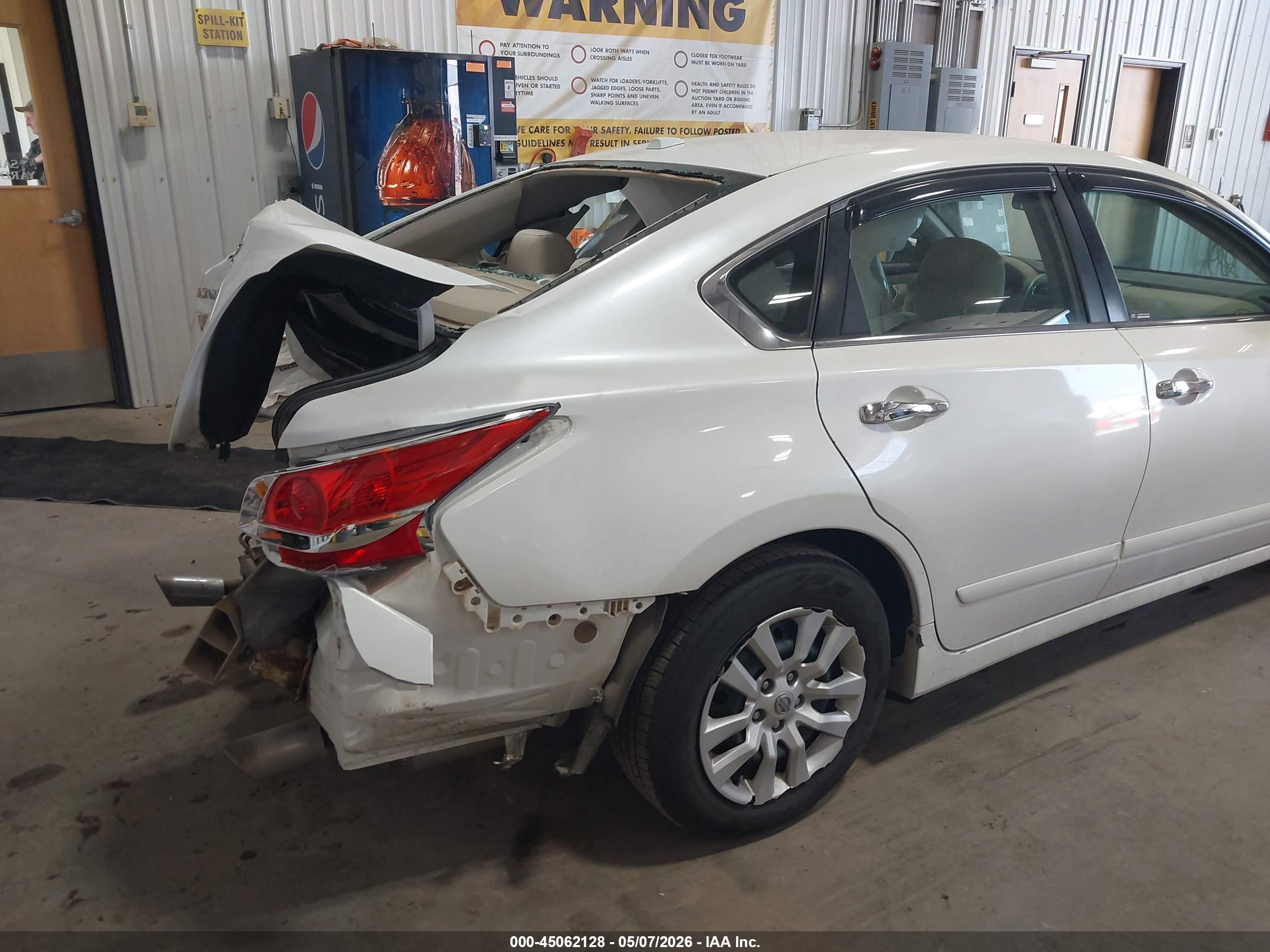 NISSAN ALTIMA image 6