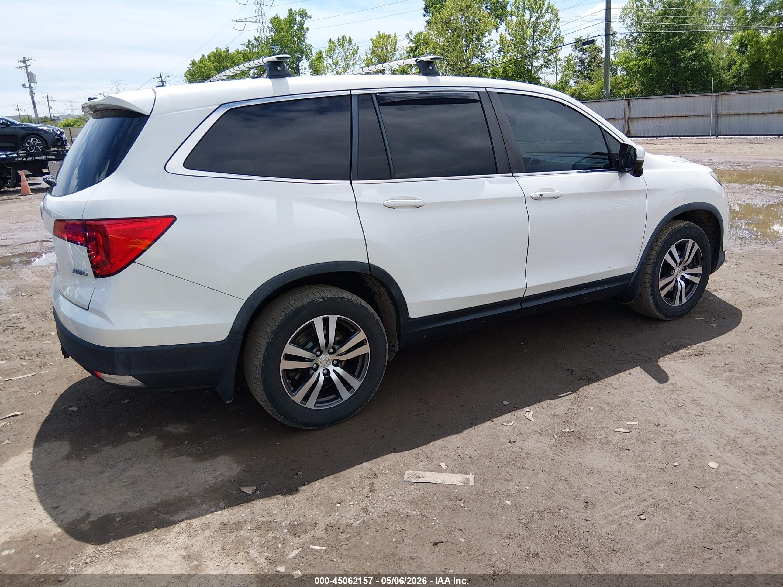 HONDA PILOT image 4