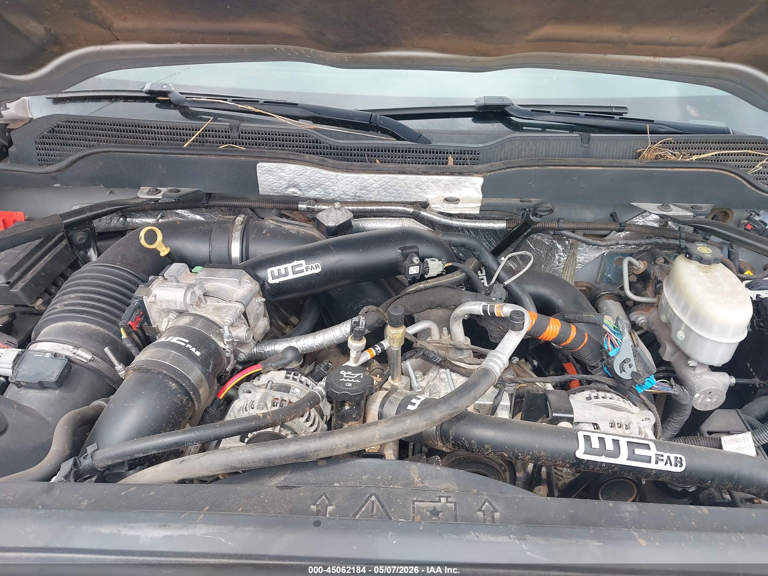 CHEVROLET SILVERADO image 10
