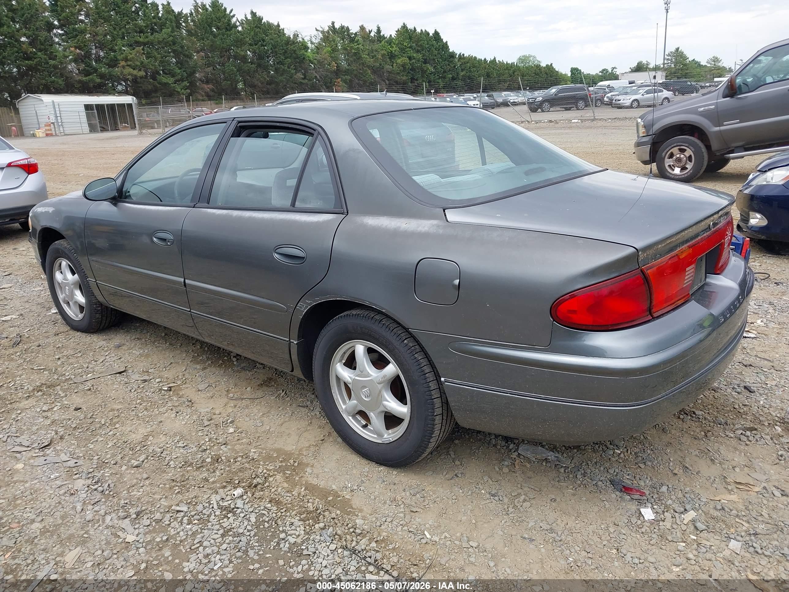 BUICK REGAL image 3