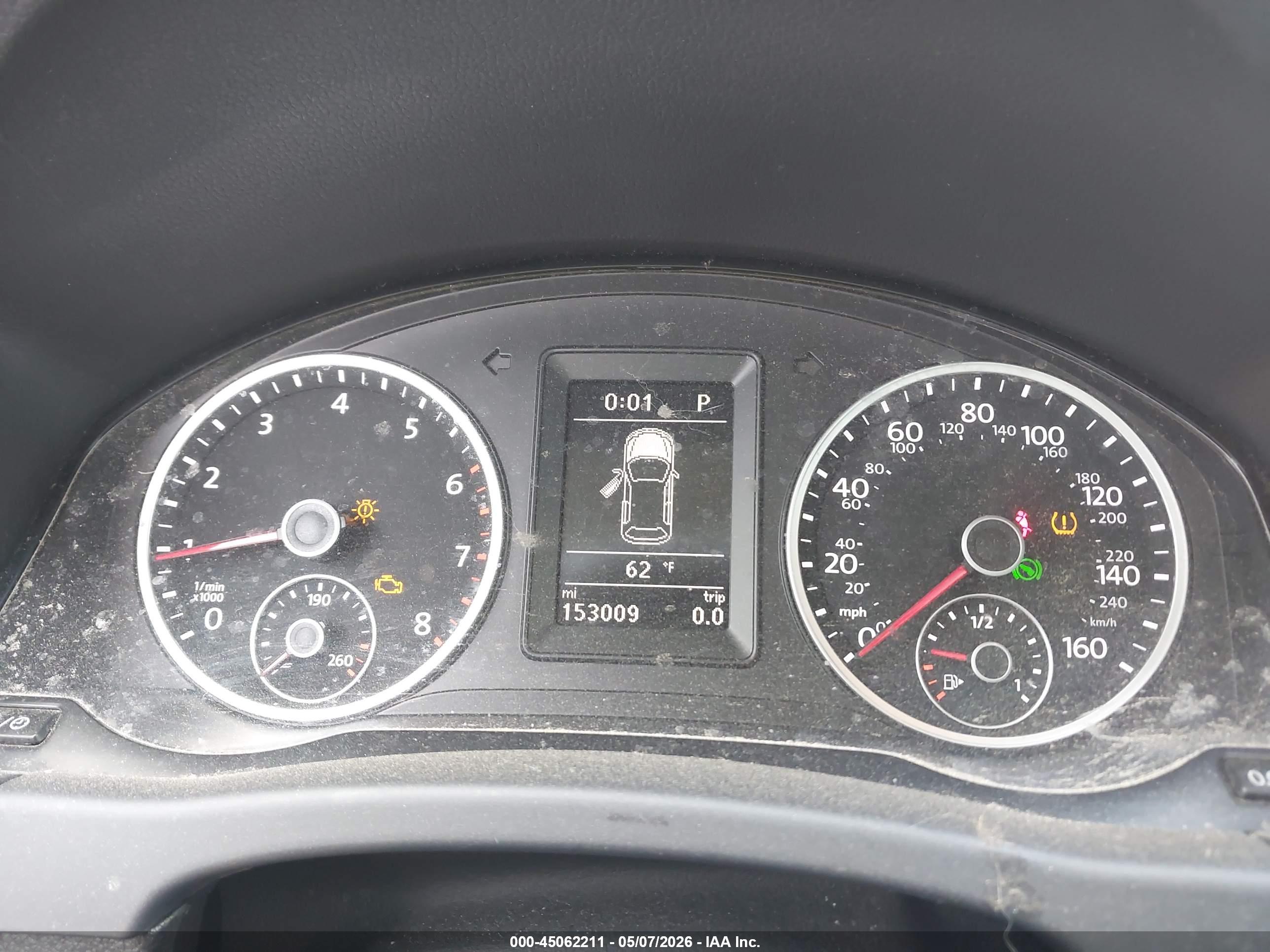 VOLKSWAGEN TIGUAN image 7
