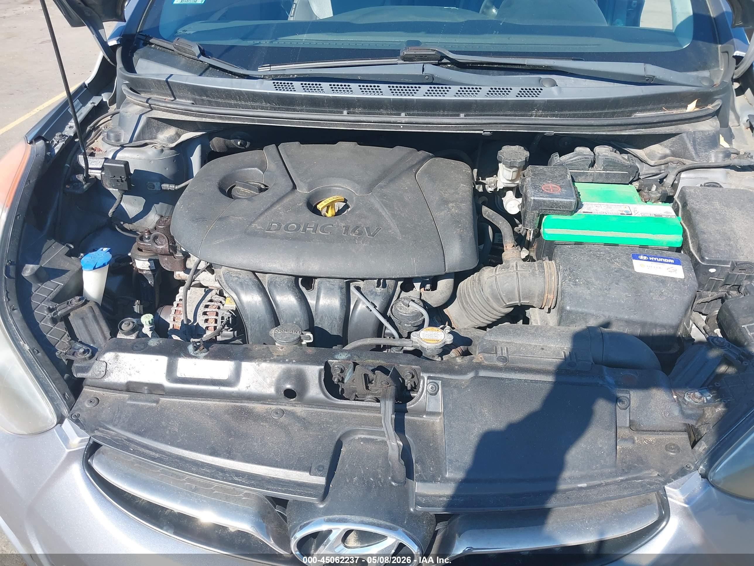 HYUNDAI ELANTRA image 10