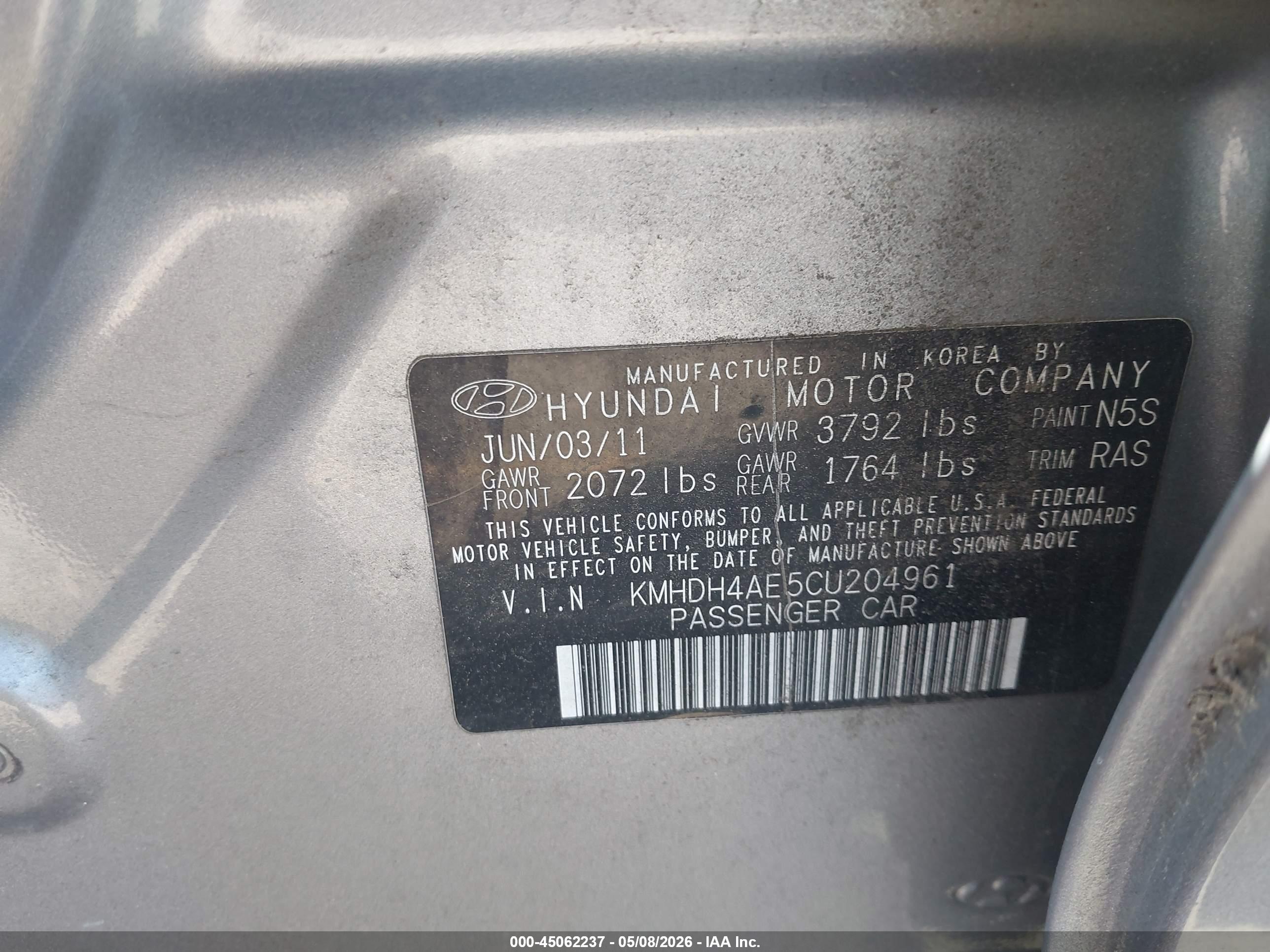 HYUNDAI ELANTRA image 9