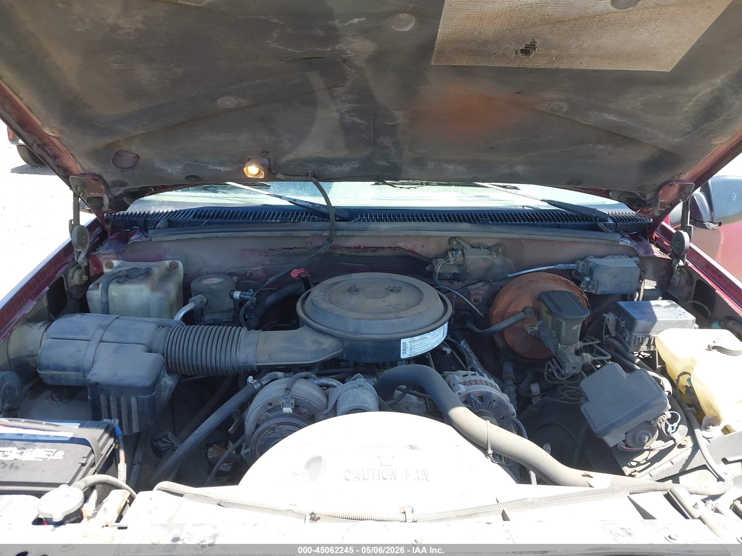 CHEVROLET GMT-400 image 10
