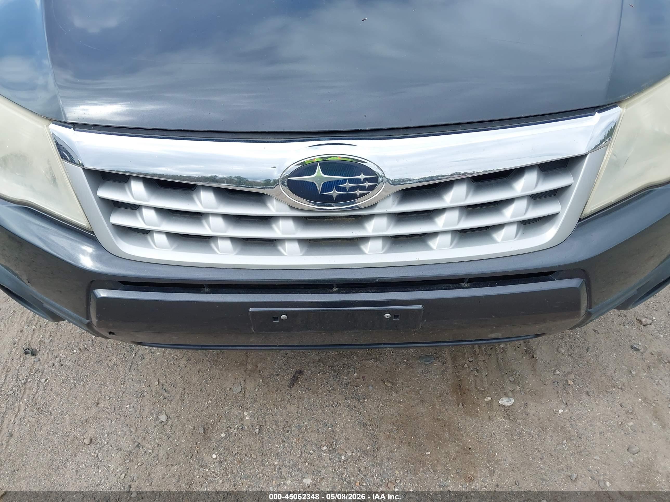 SUBARU FORESTER image 6