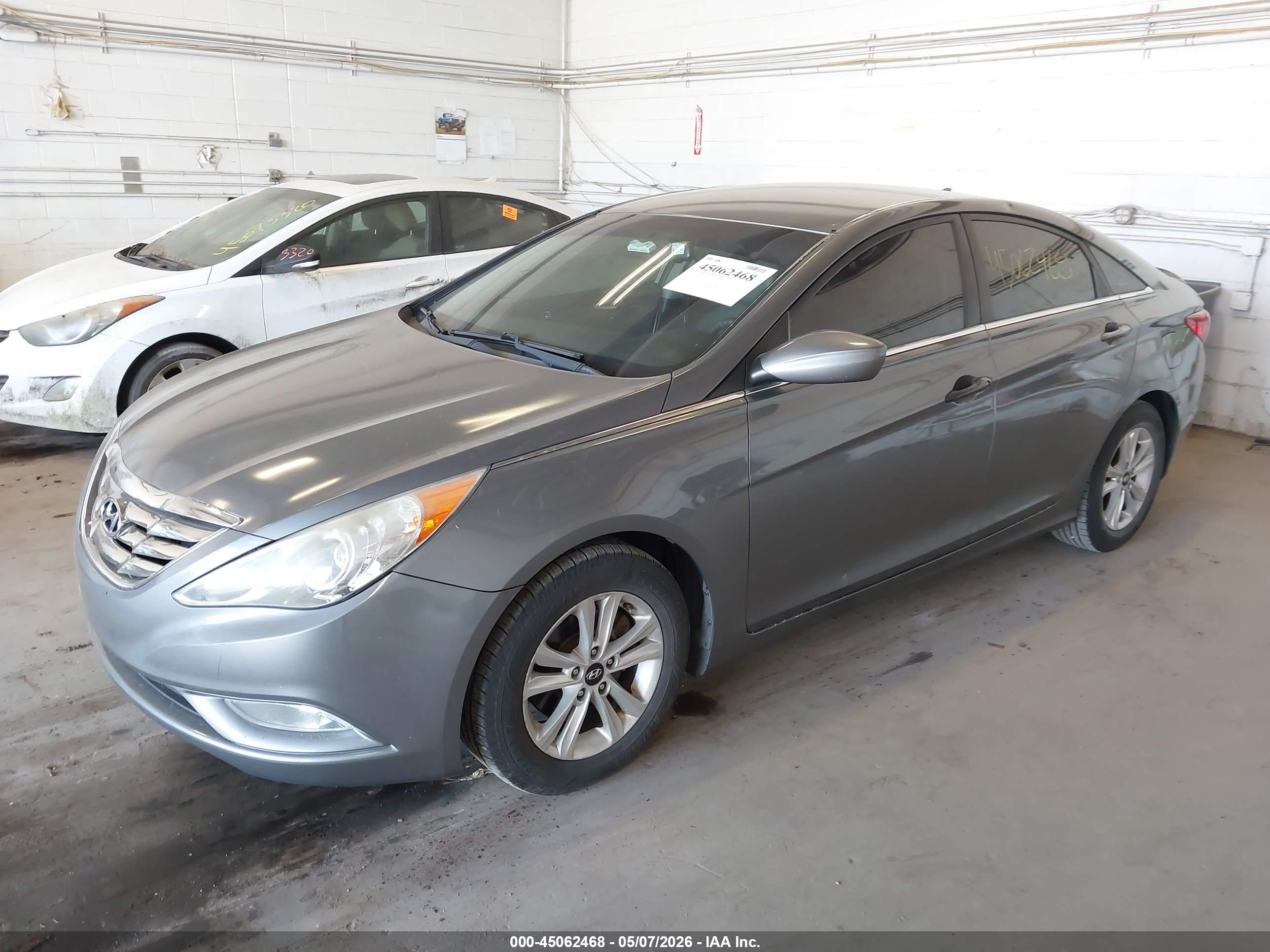 HYUNDAI SONATA image 2