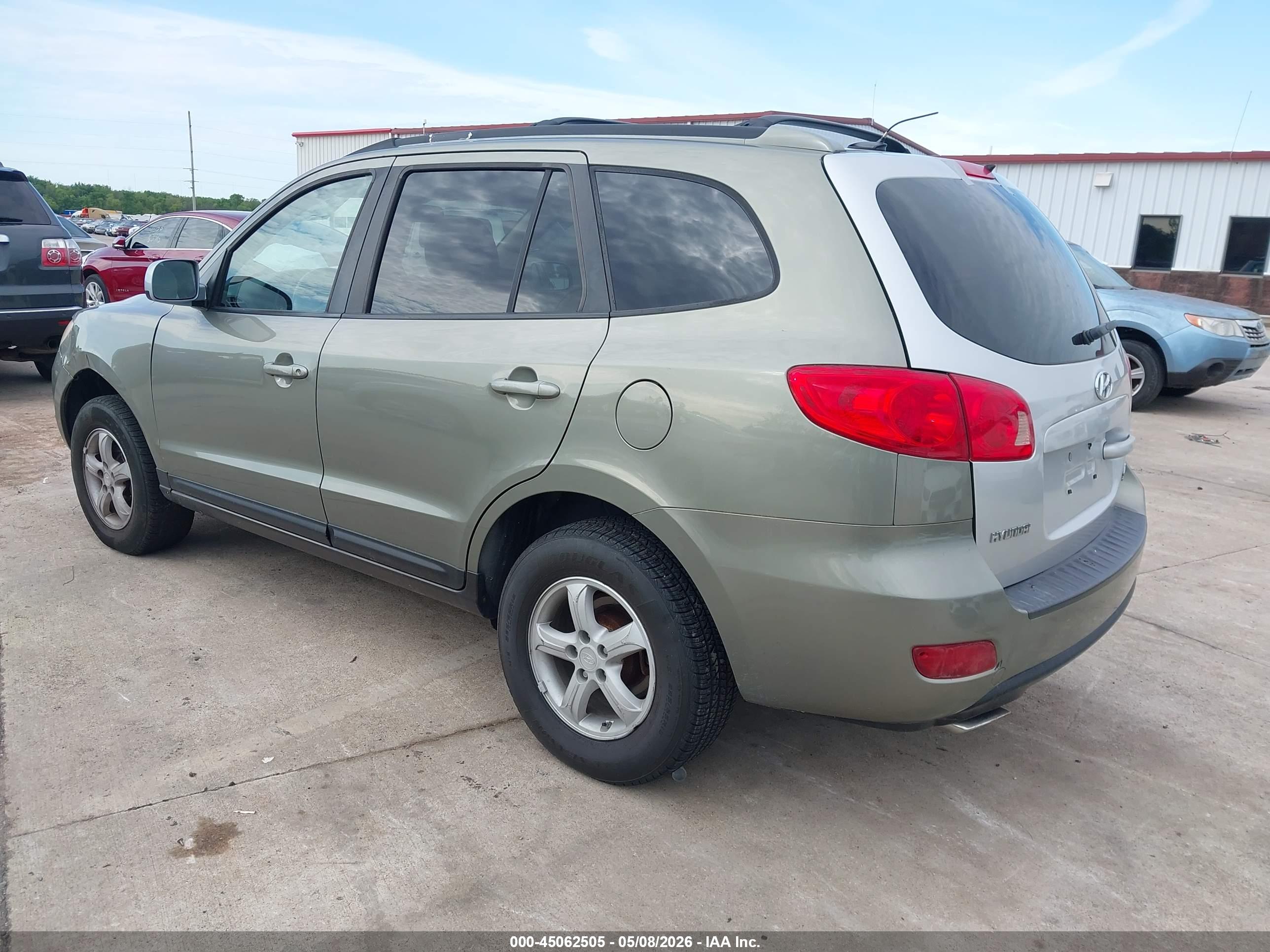 HYUNDAI SANTA image 3