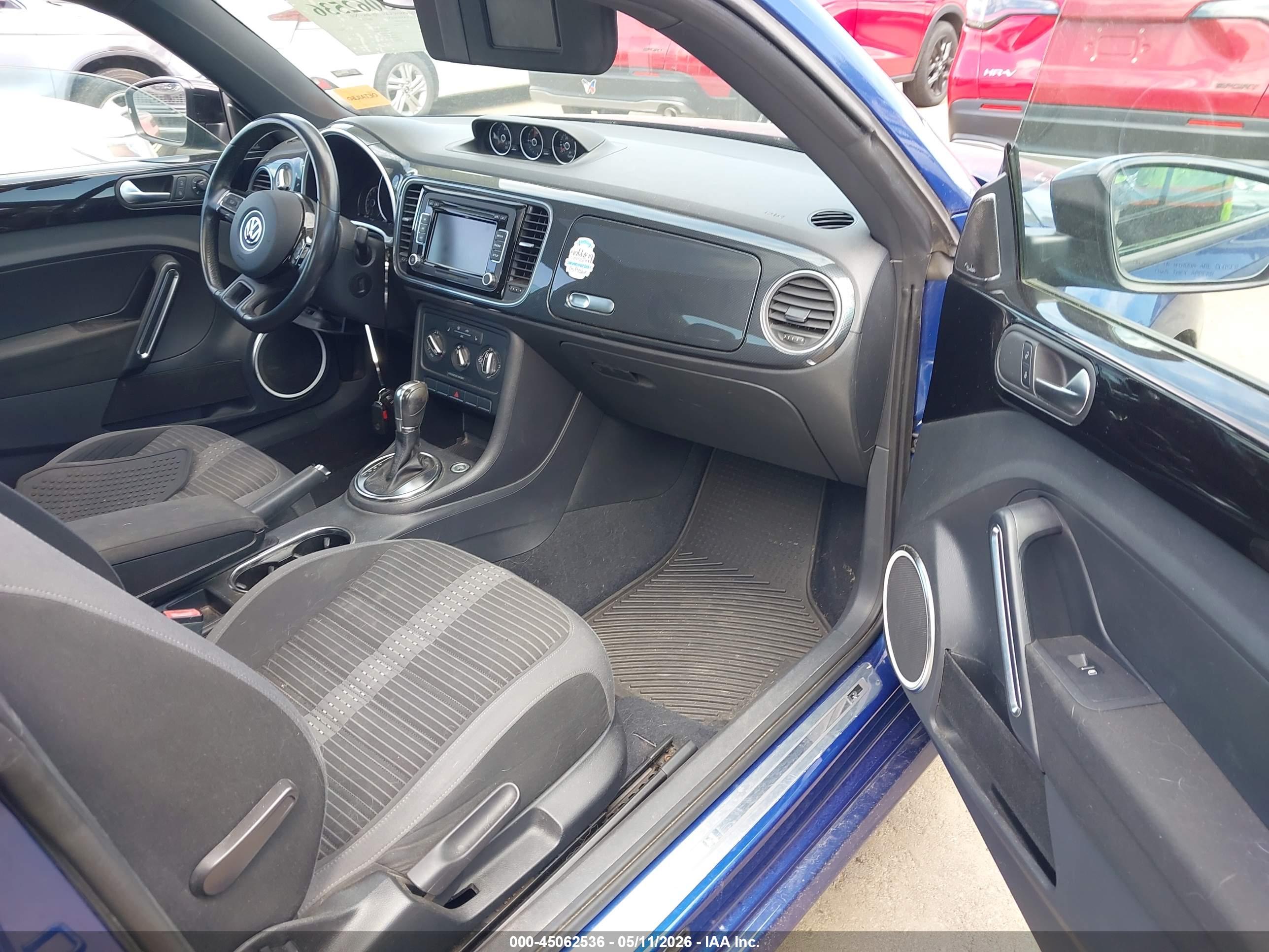VOLKSWAGEN BEETLE image 5
