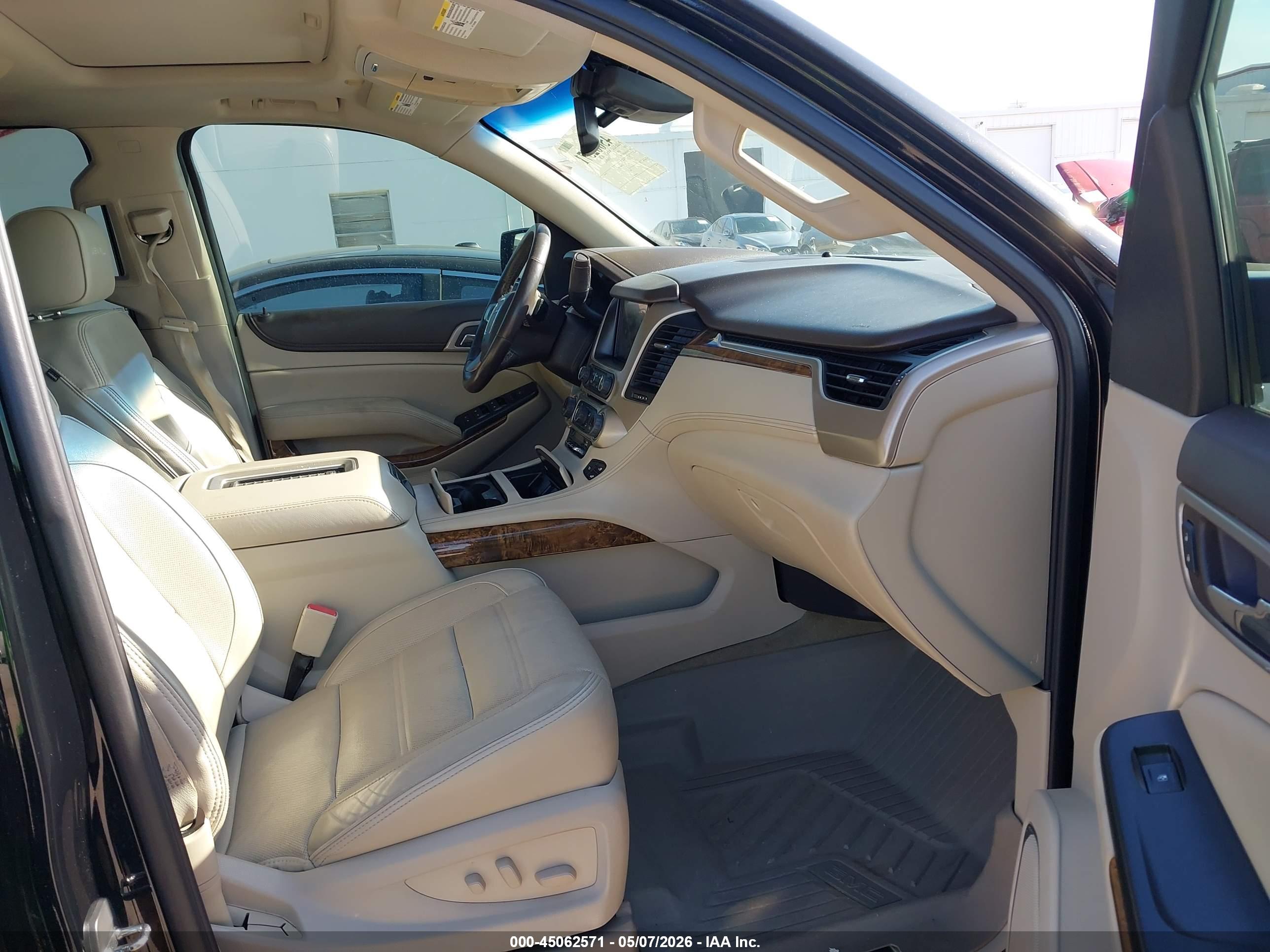 GMC YUKON image 5