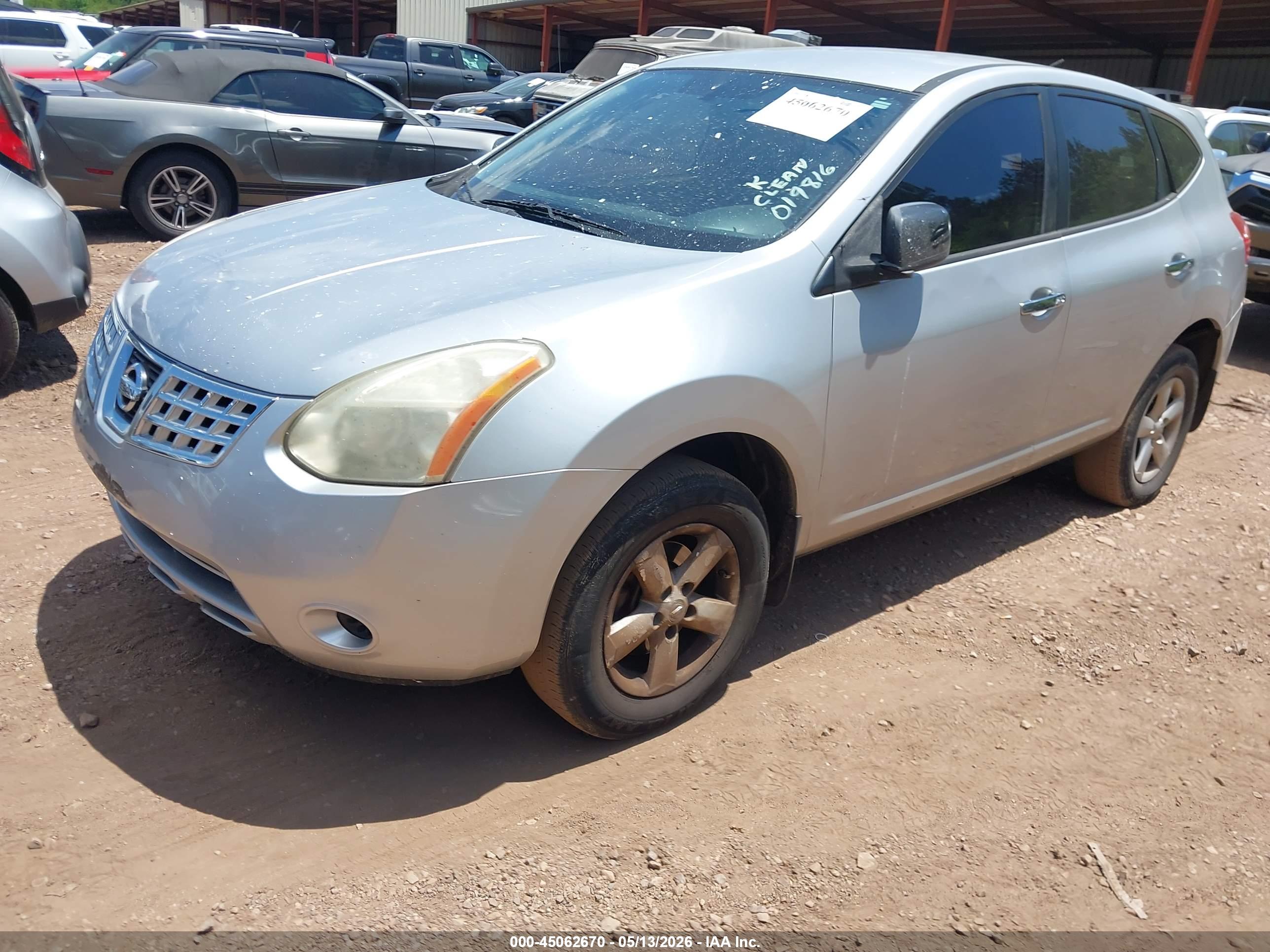 NISSAN ROGUE image 2