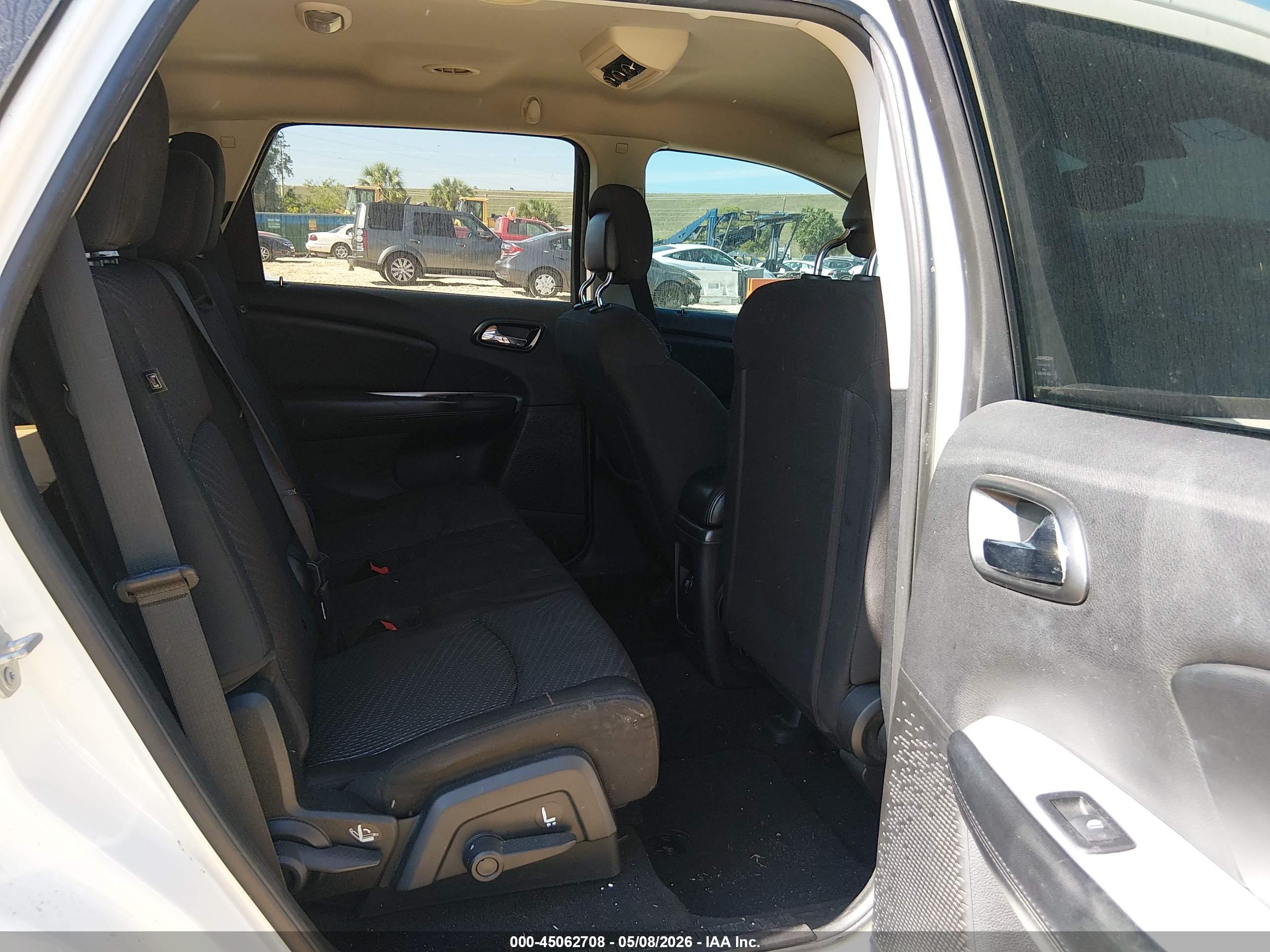 DODGE JOURNEY image 8