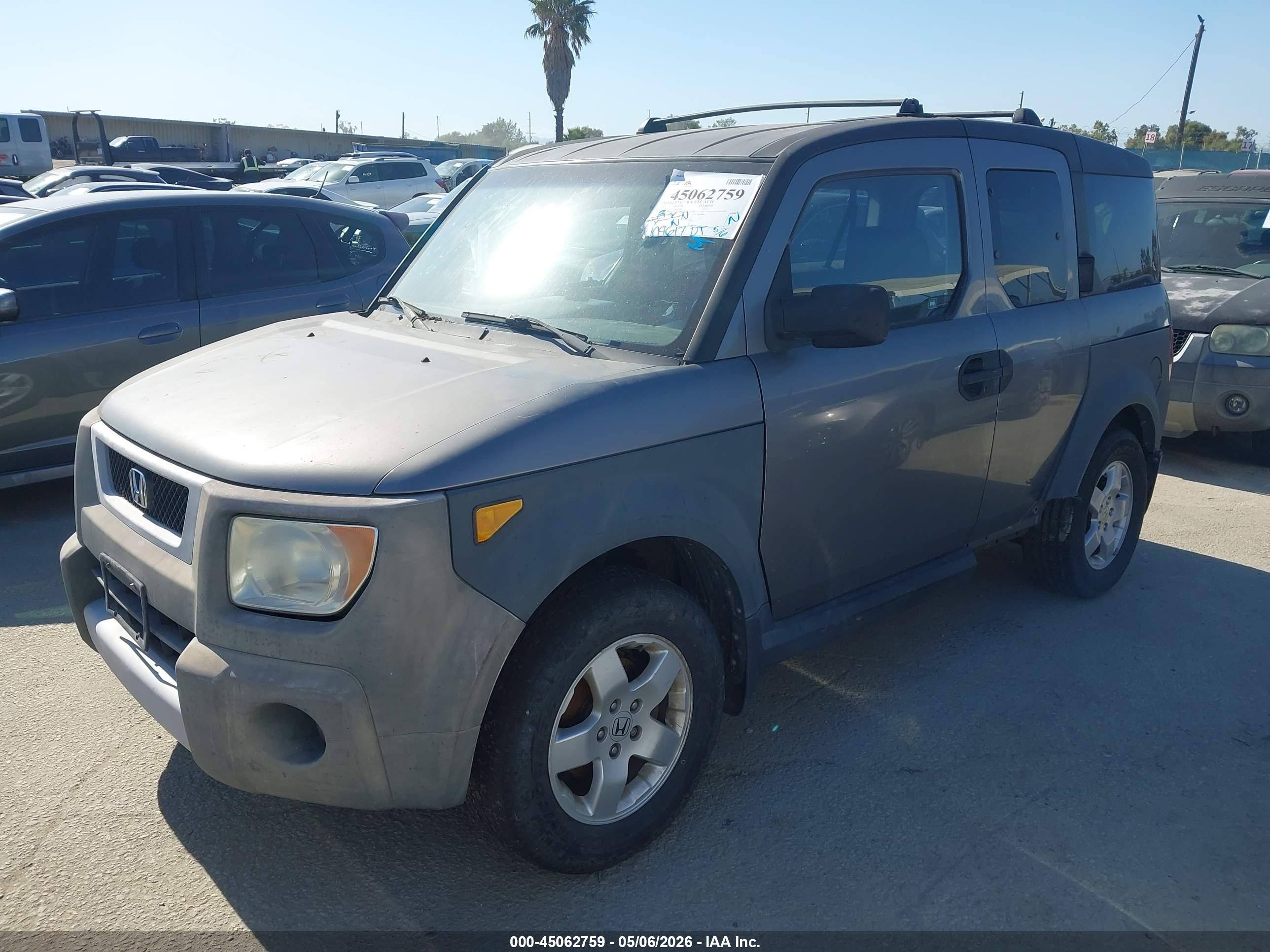 HONDA ELEMENT image 2