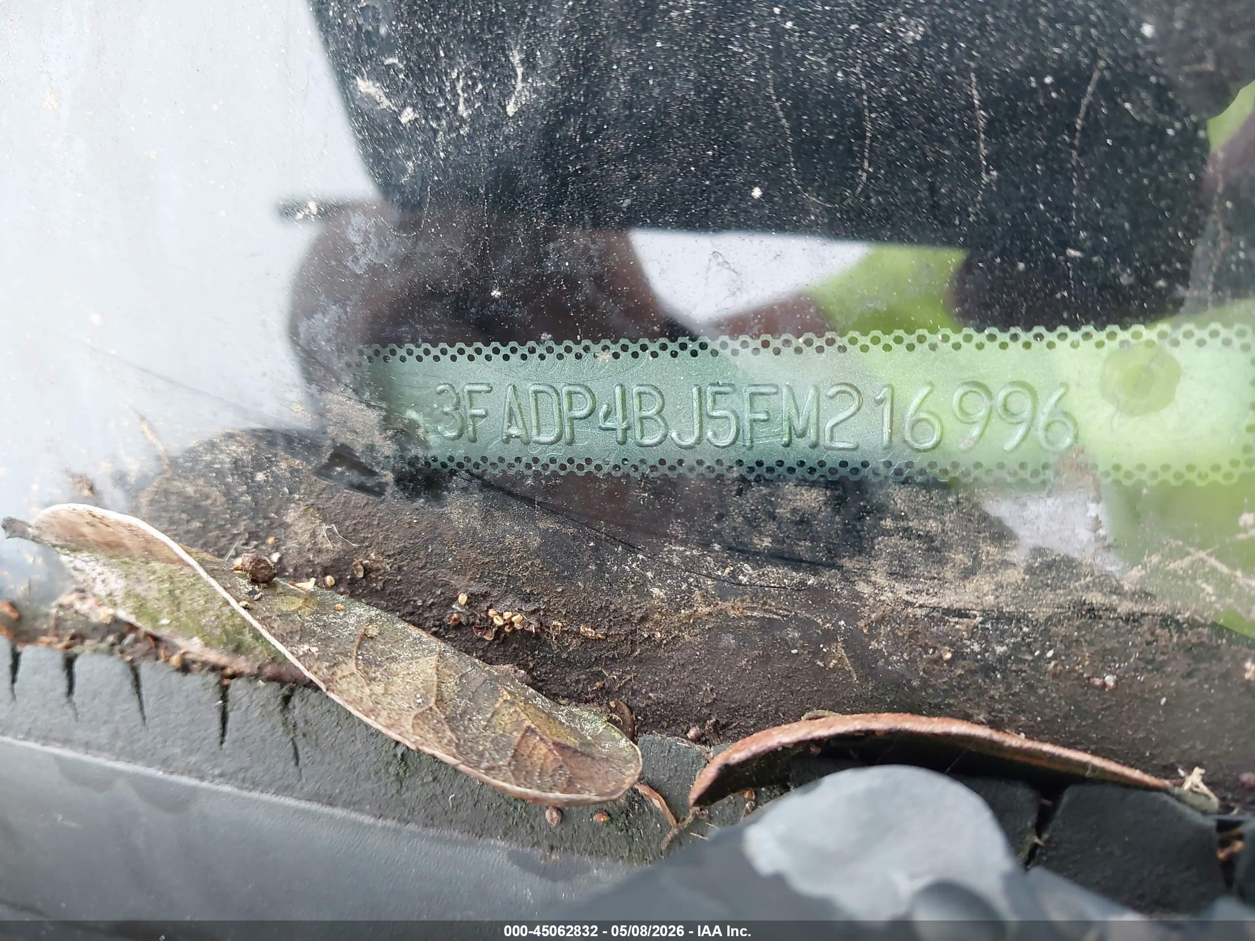FORD FIESTA image 9