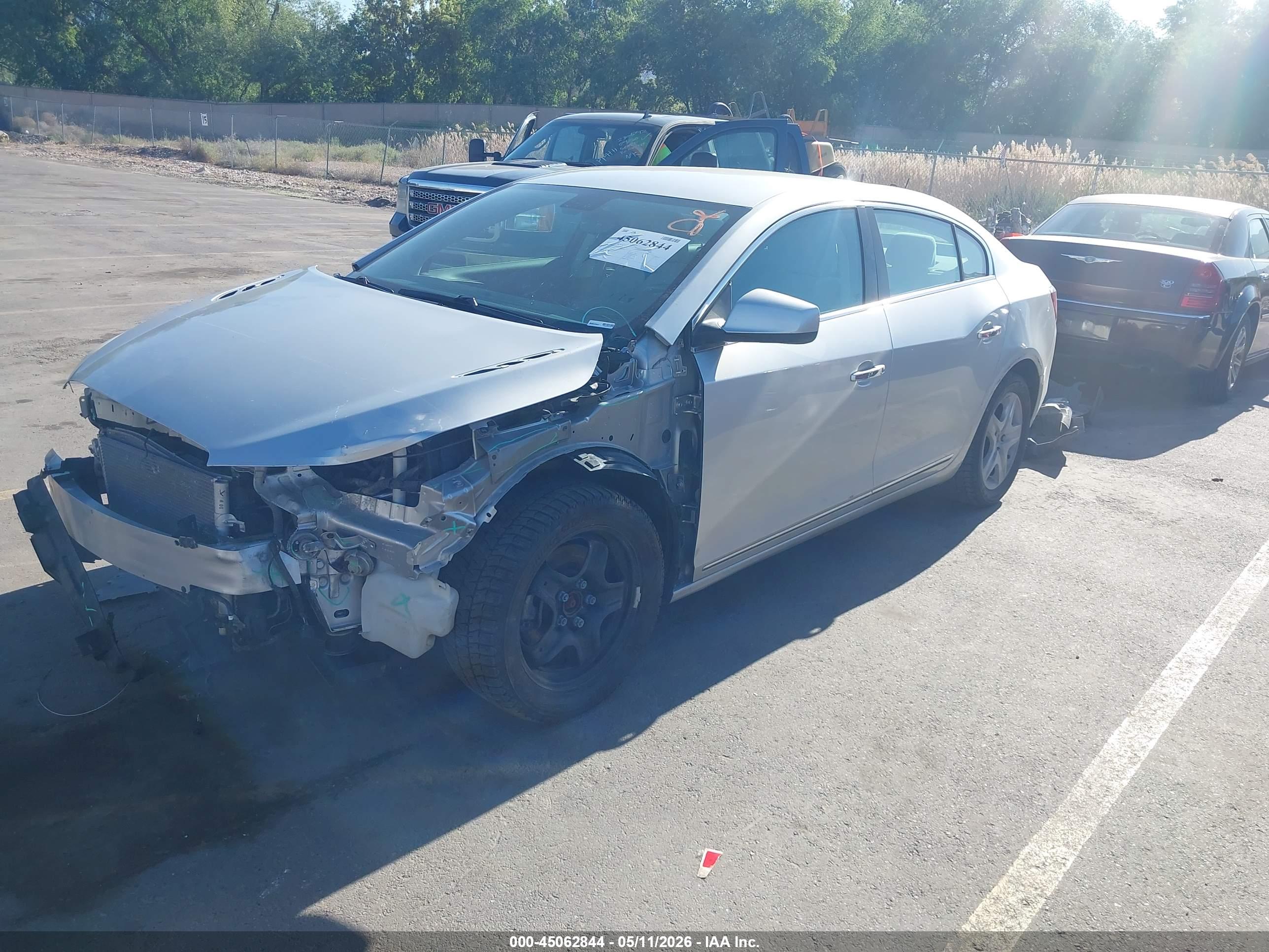 BUICK LACROSSE image 2