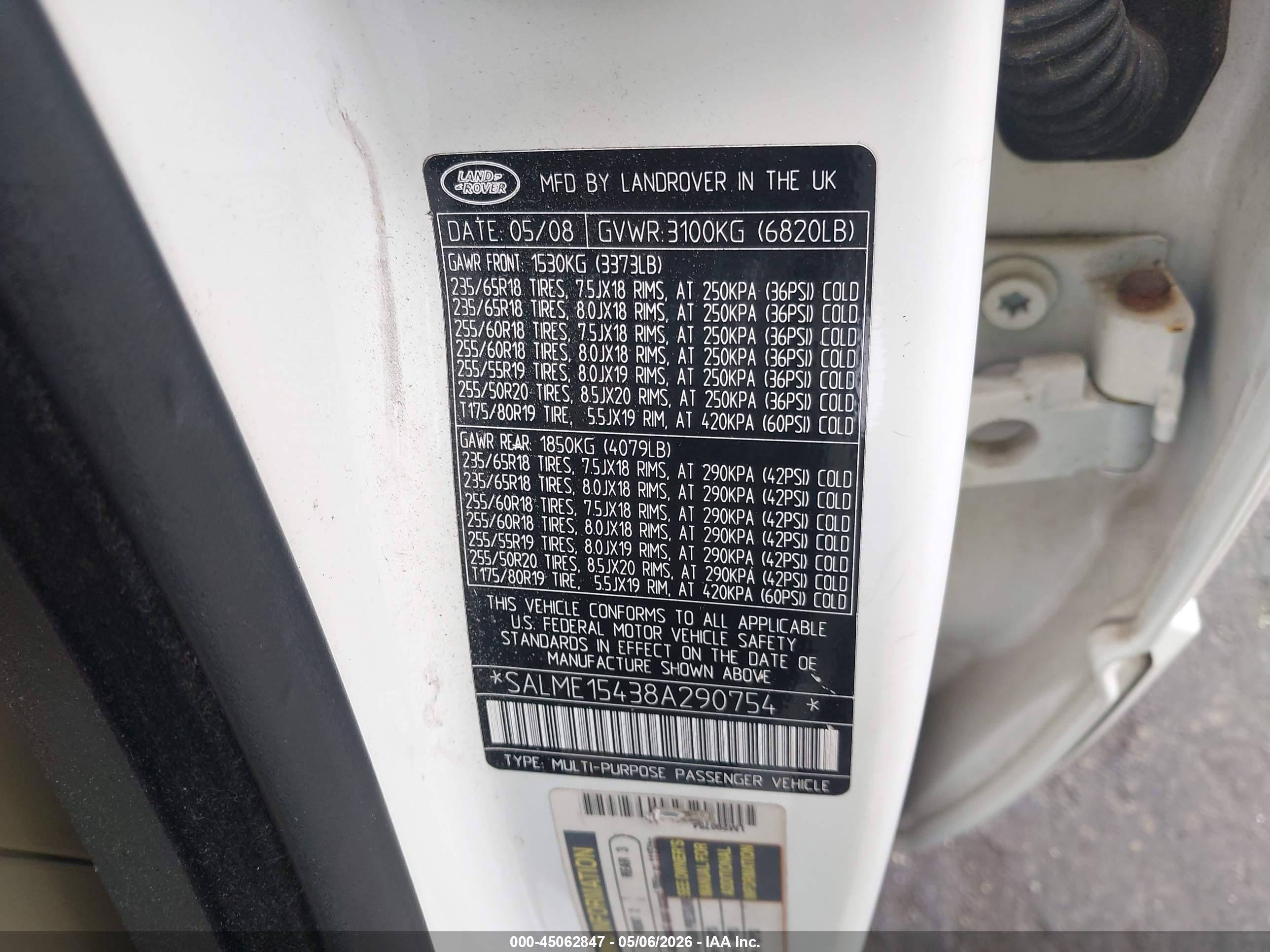 LAND ROVER image 9