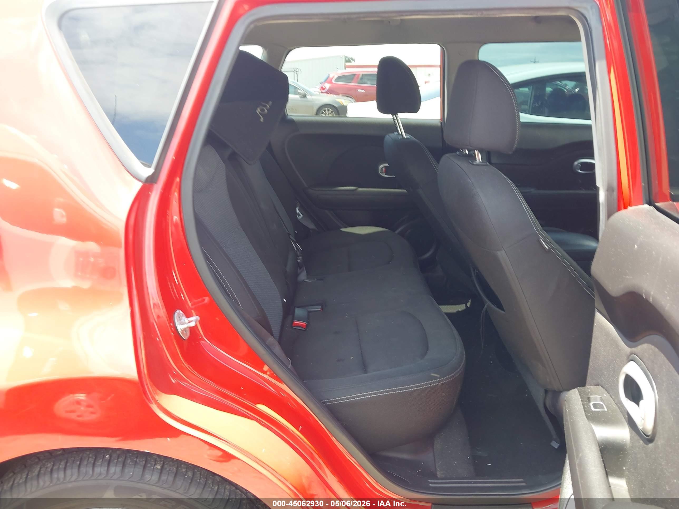 KIA SOUL image 8