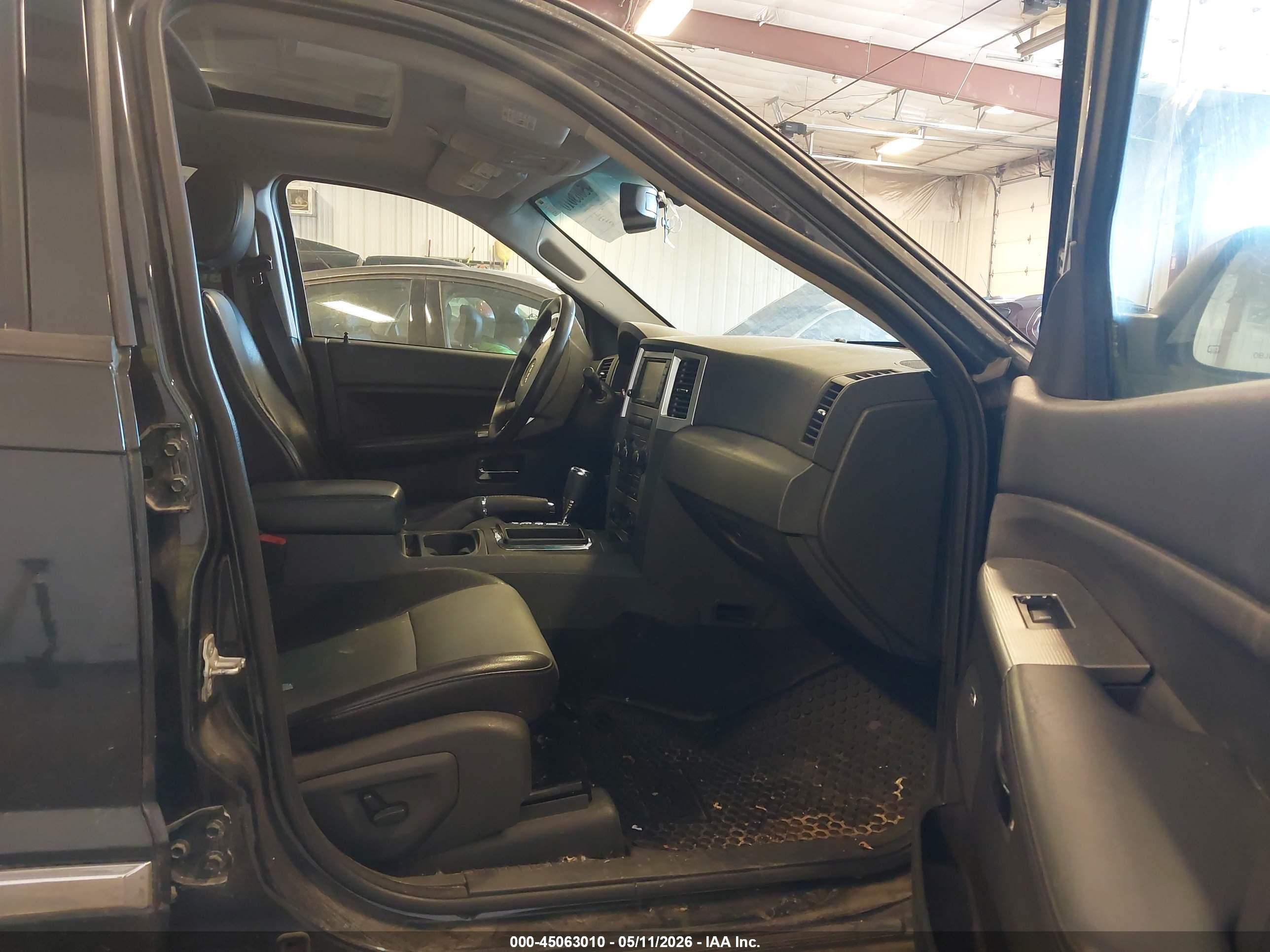 JEEP GRAND image 5
