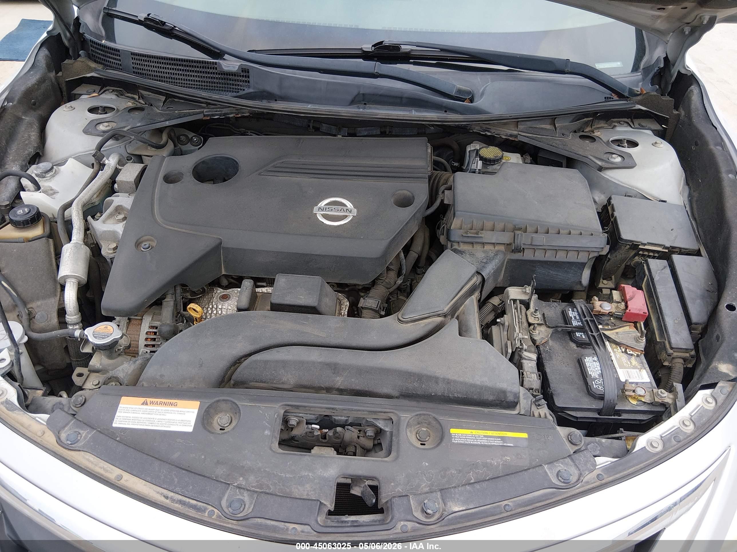 NISSAN ALTIMA image 10