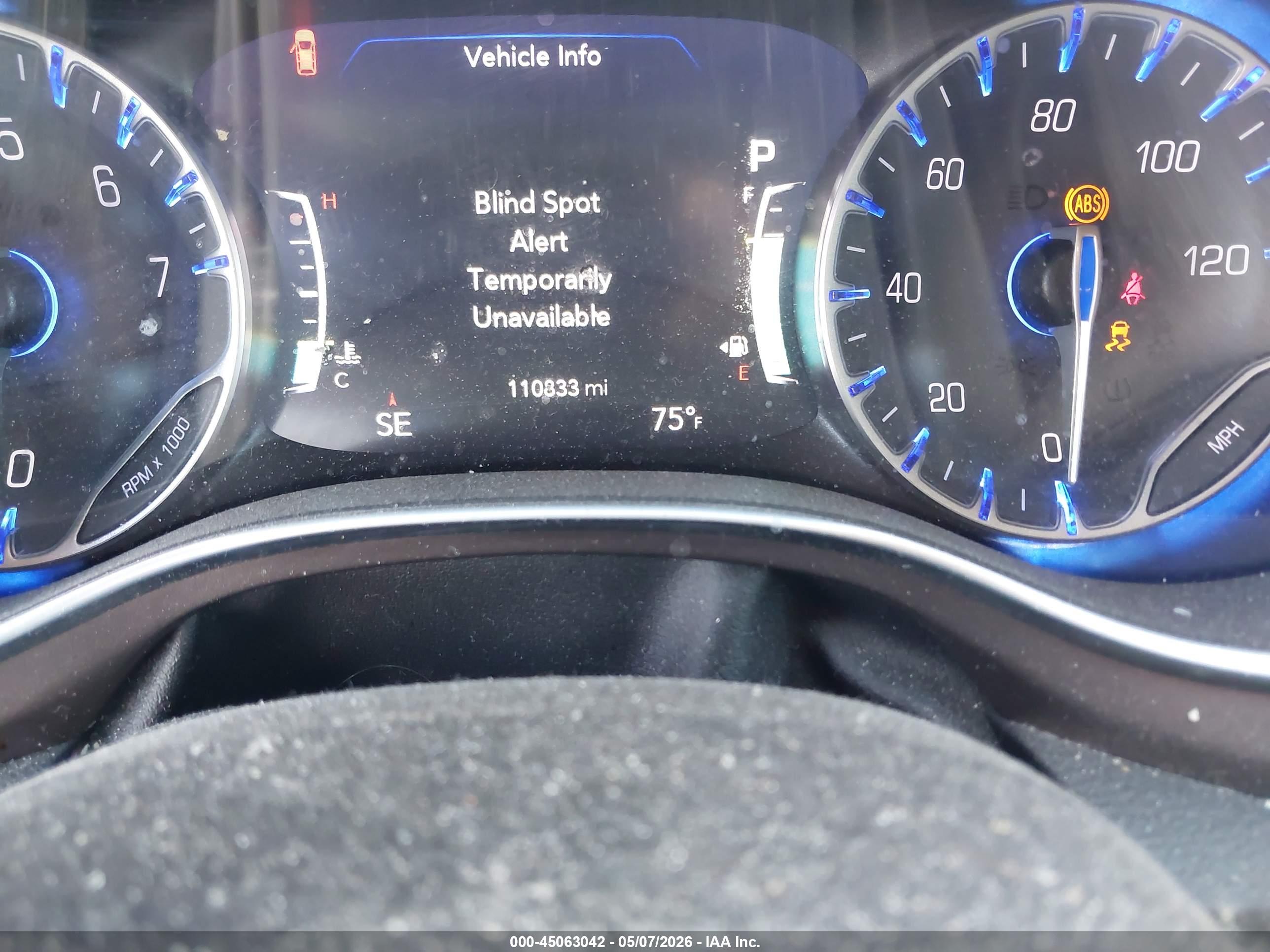 CHRYSLER PACIFICA image 7