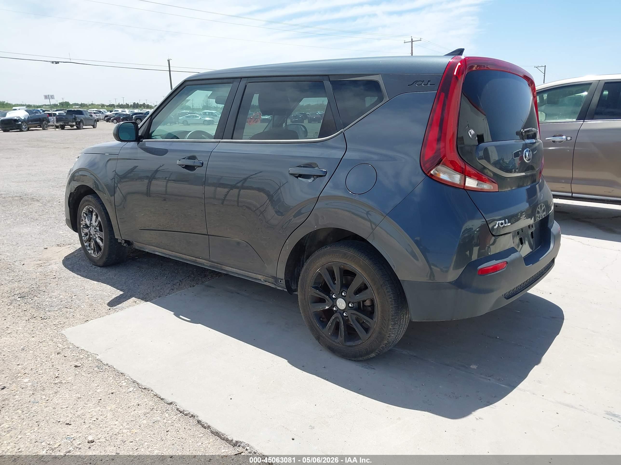 KIA SOUL image 3