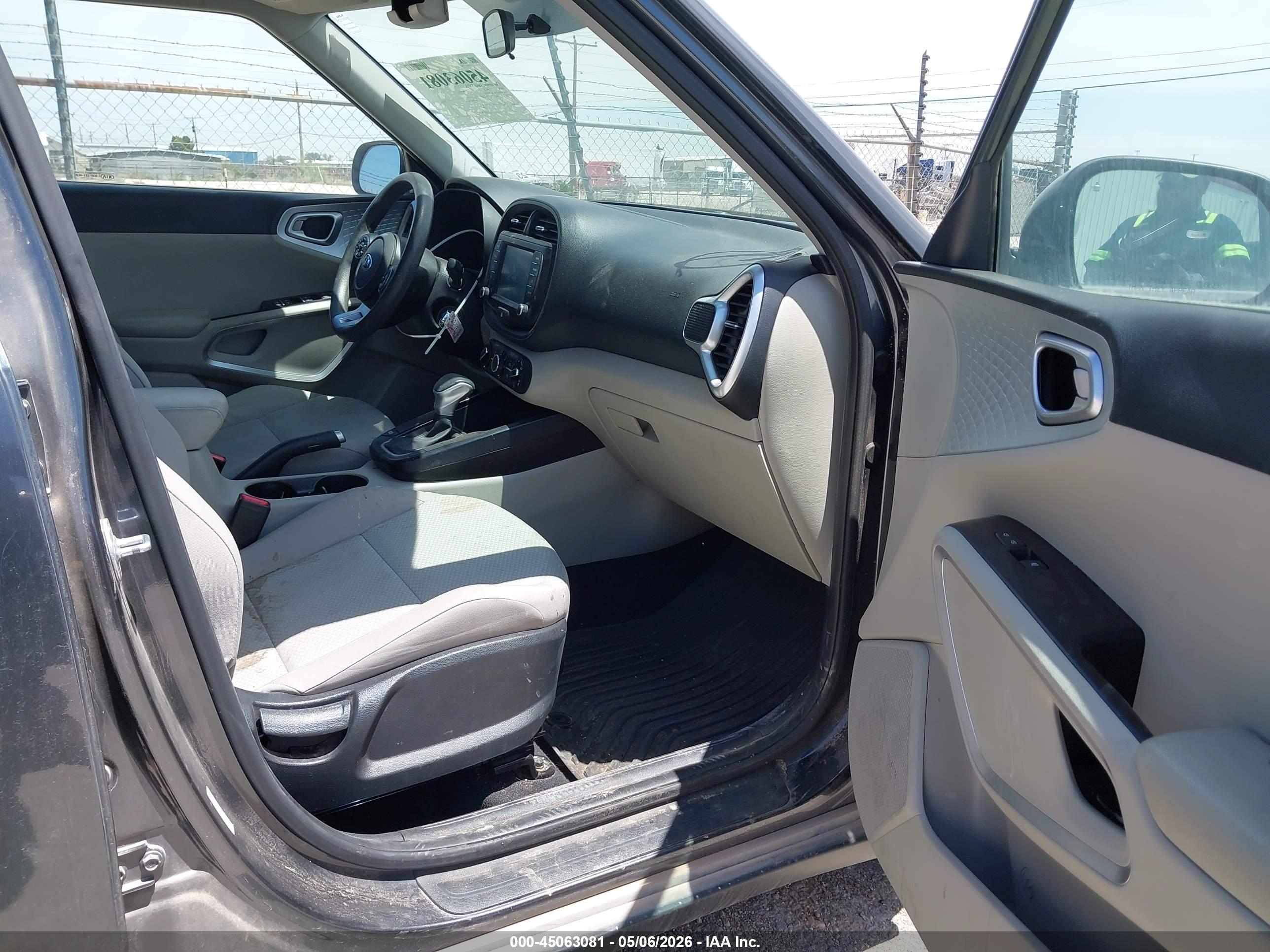 KIA SOUL image 5