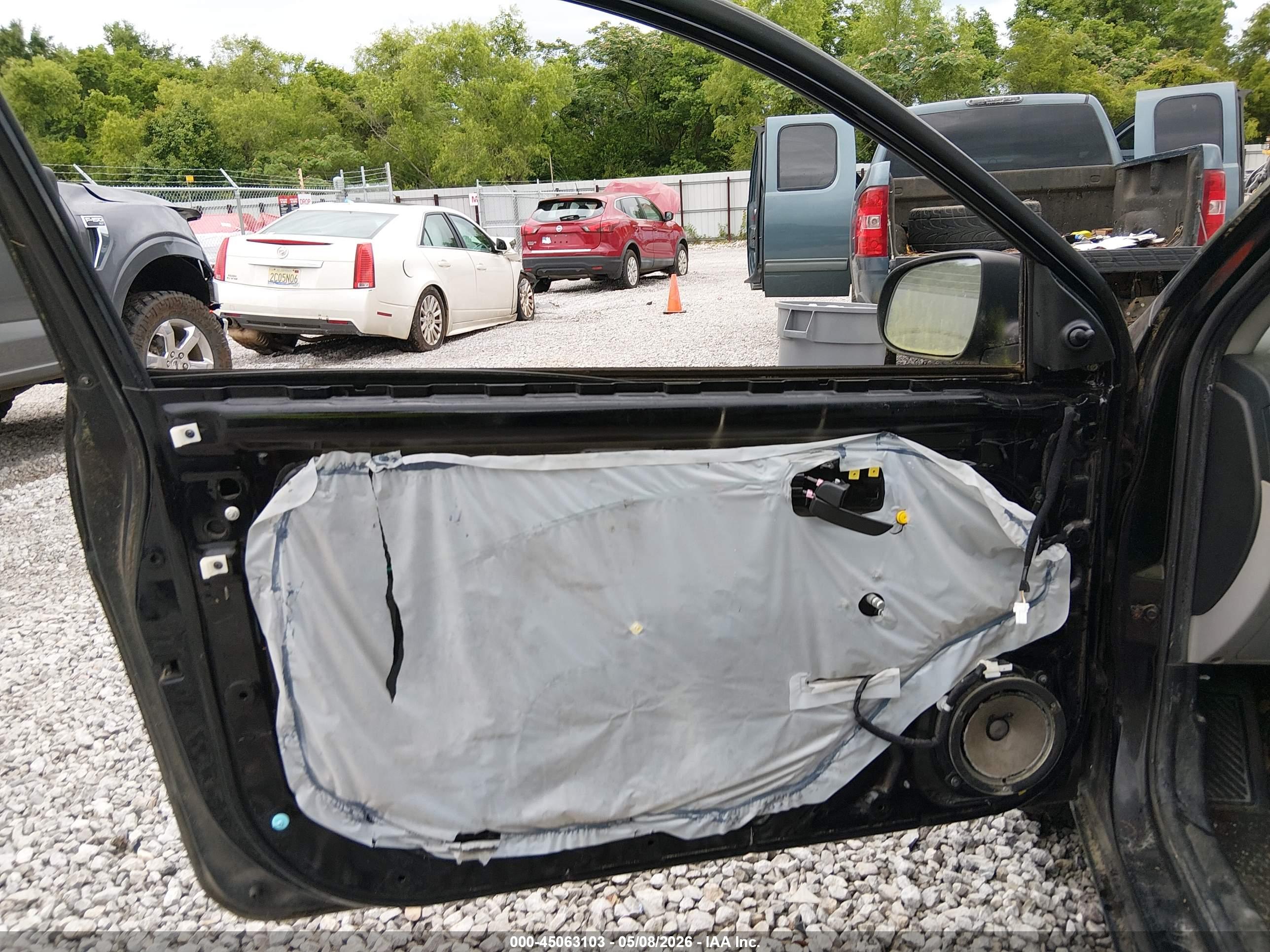 HYUNDAI ACCENT image 6
