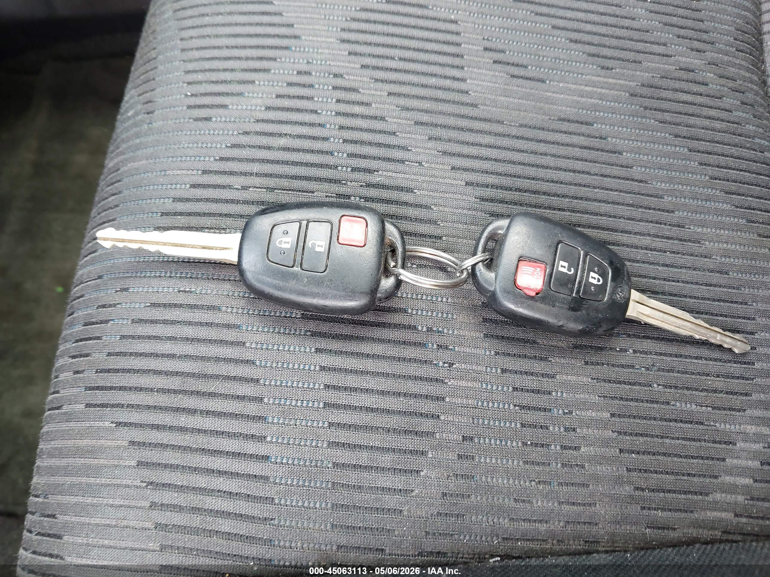 SCION XB image 11