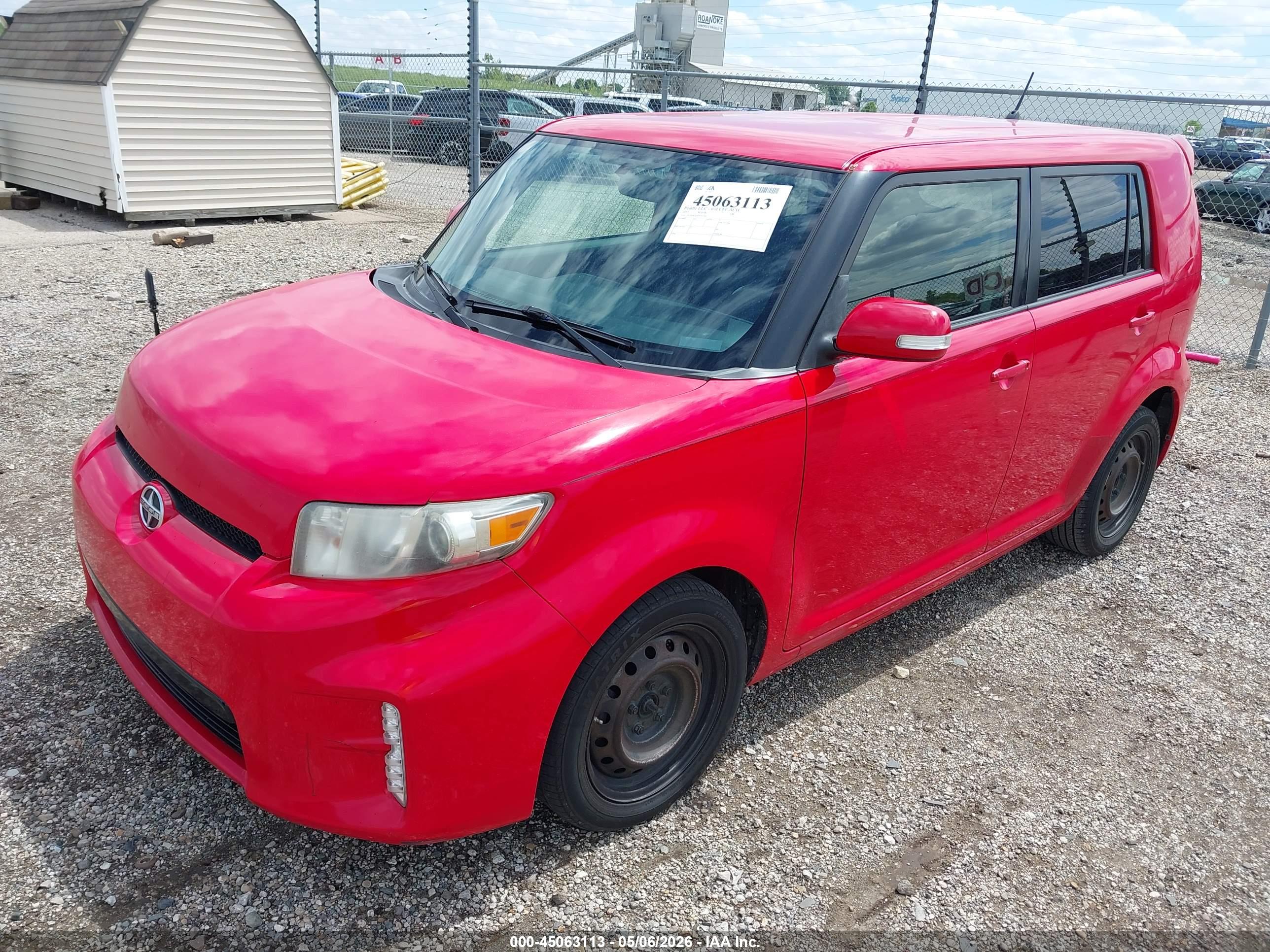 SCION XB image 2