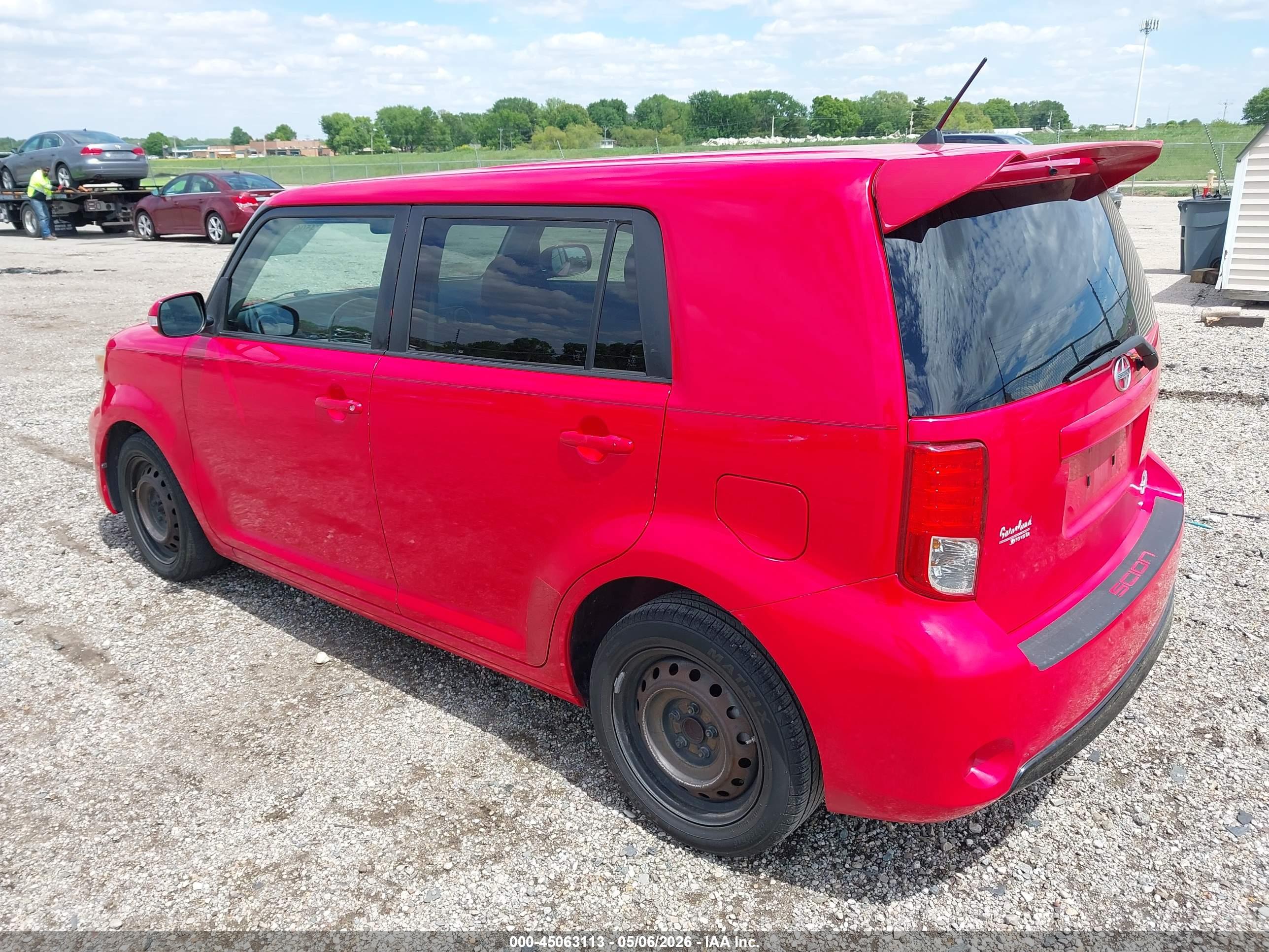 SCION XB image 3