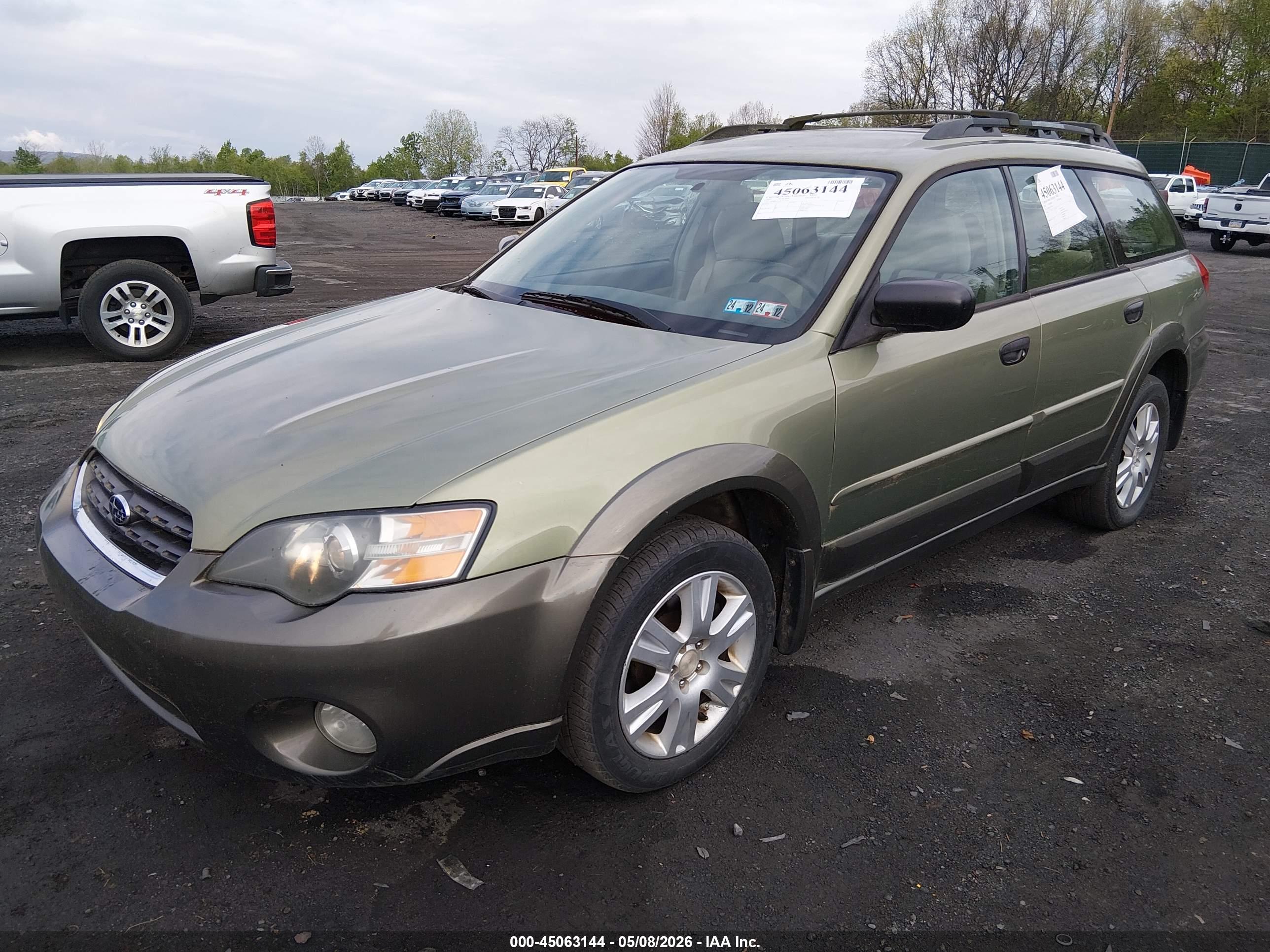SUBARU OUTBACK image 2