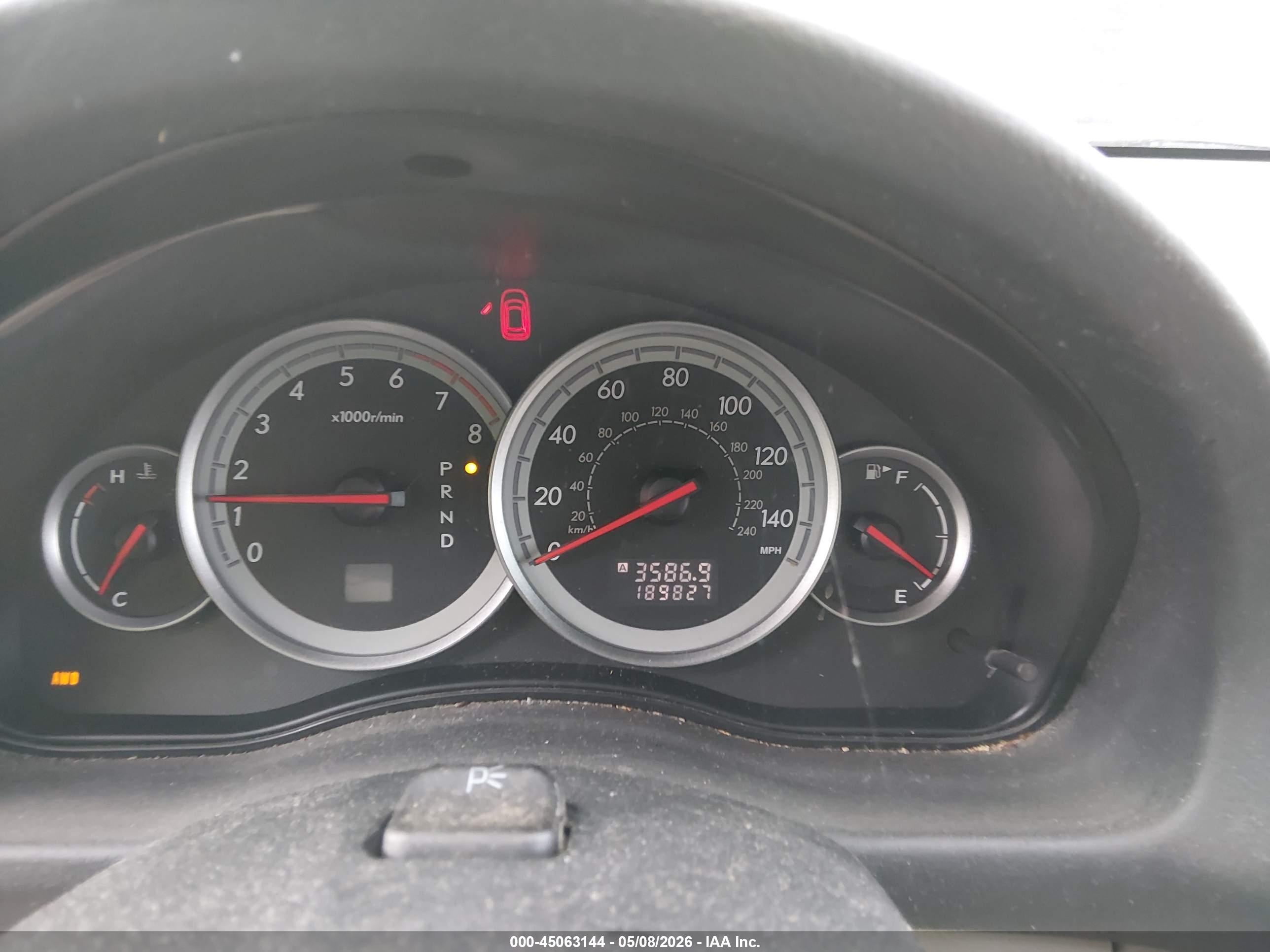 SUBARU OUTBACK image 7