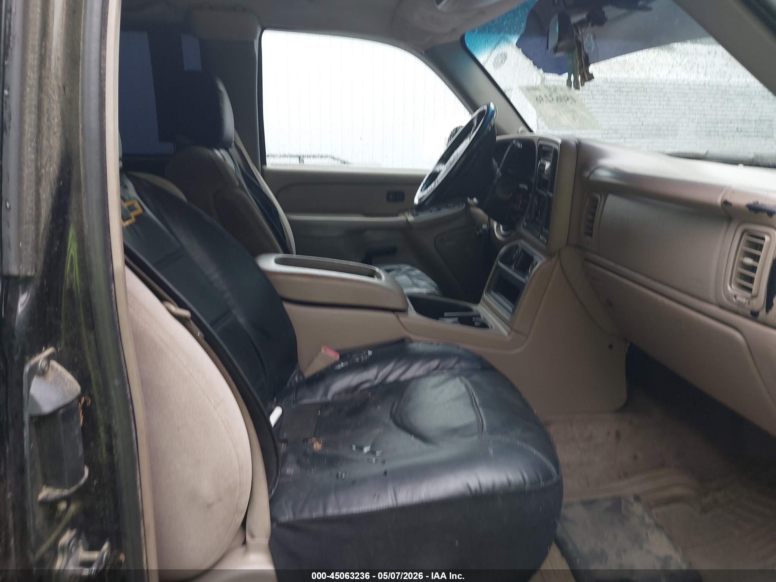 CHEVROLET SILVERADO image 5