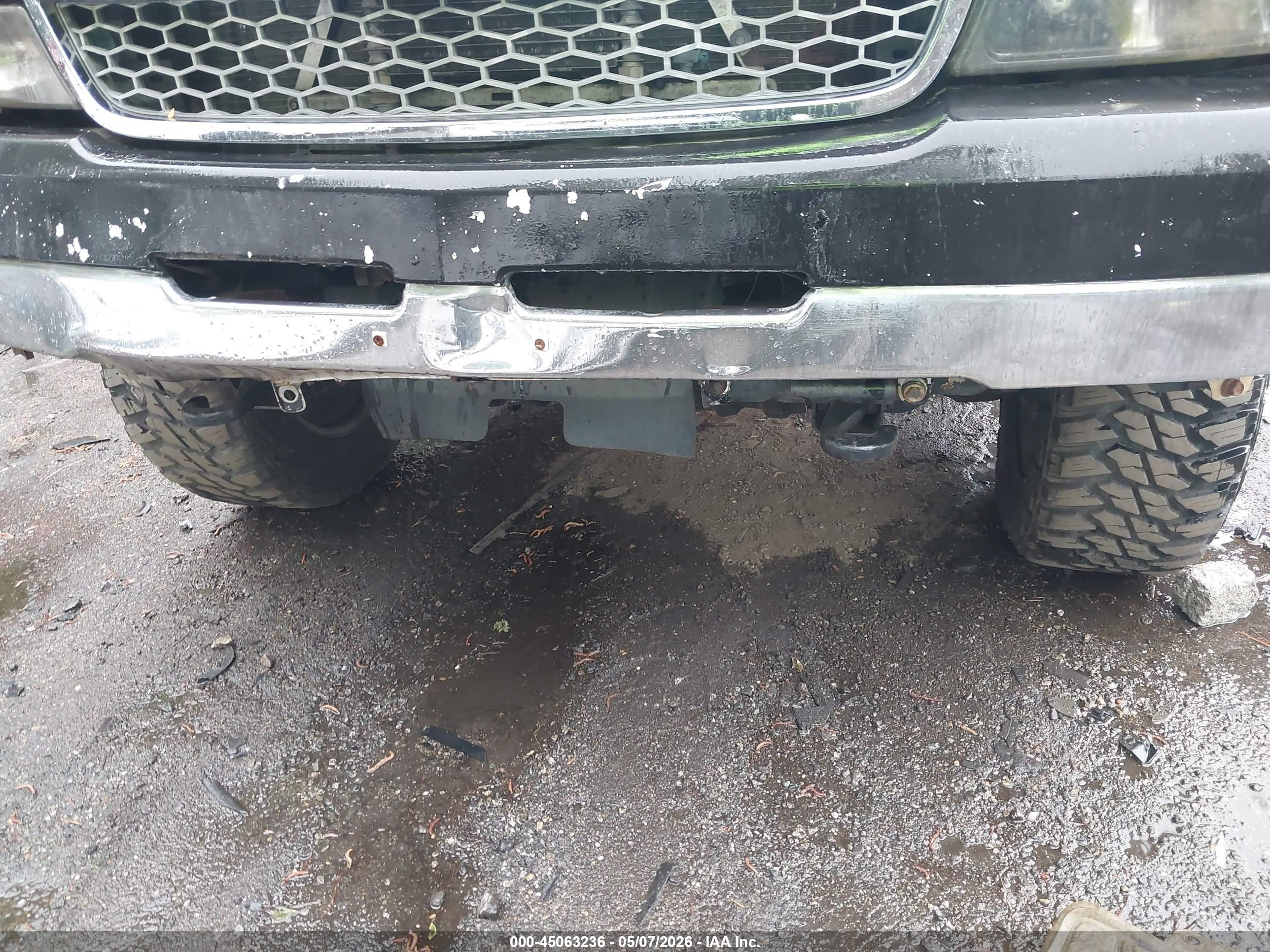 CHEVROLET SILVERADO image 6