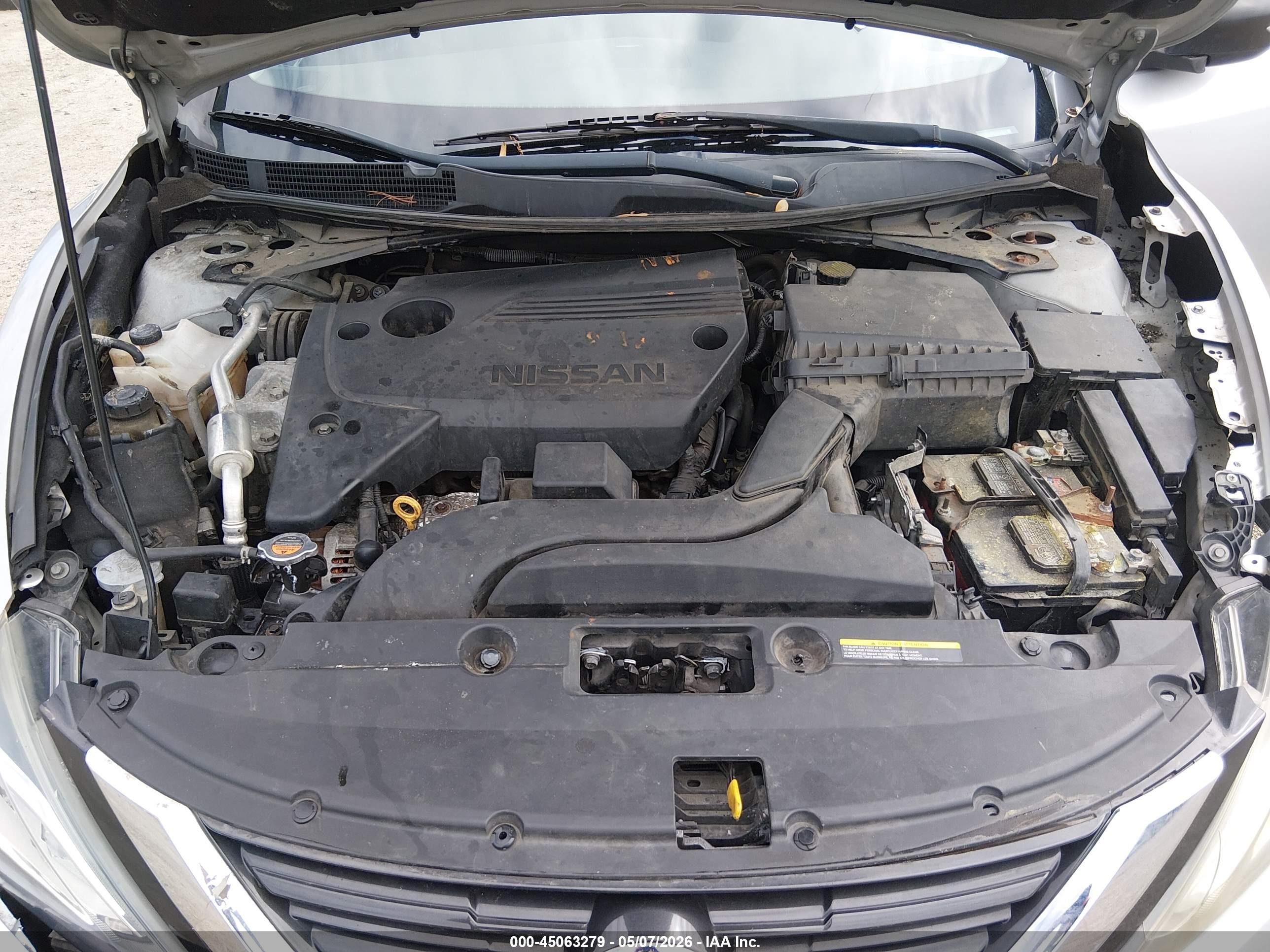 NISSAN ALTIMA image 10