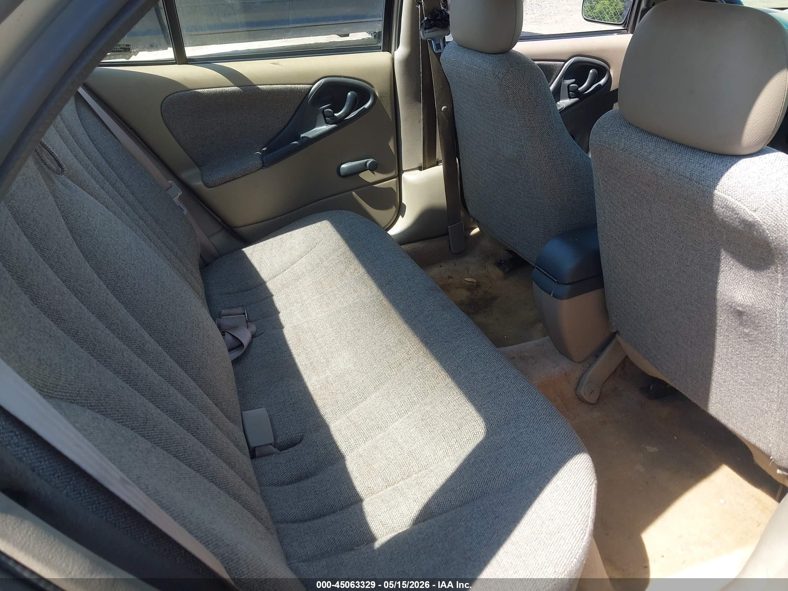 CHEVROLET CAVALIER image 8