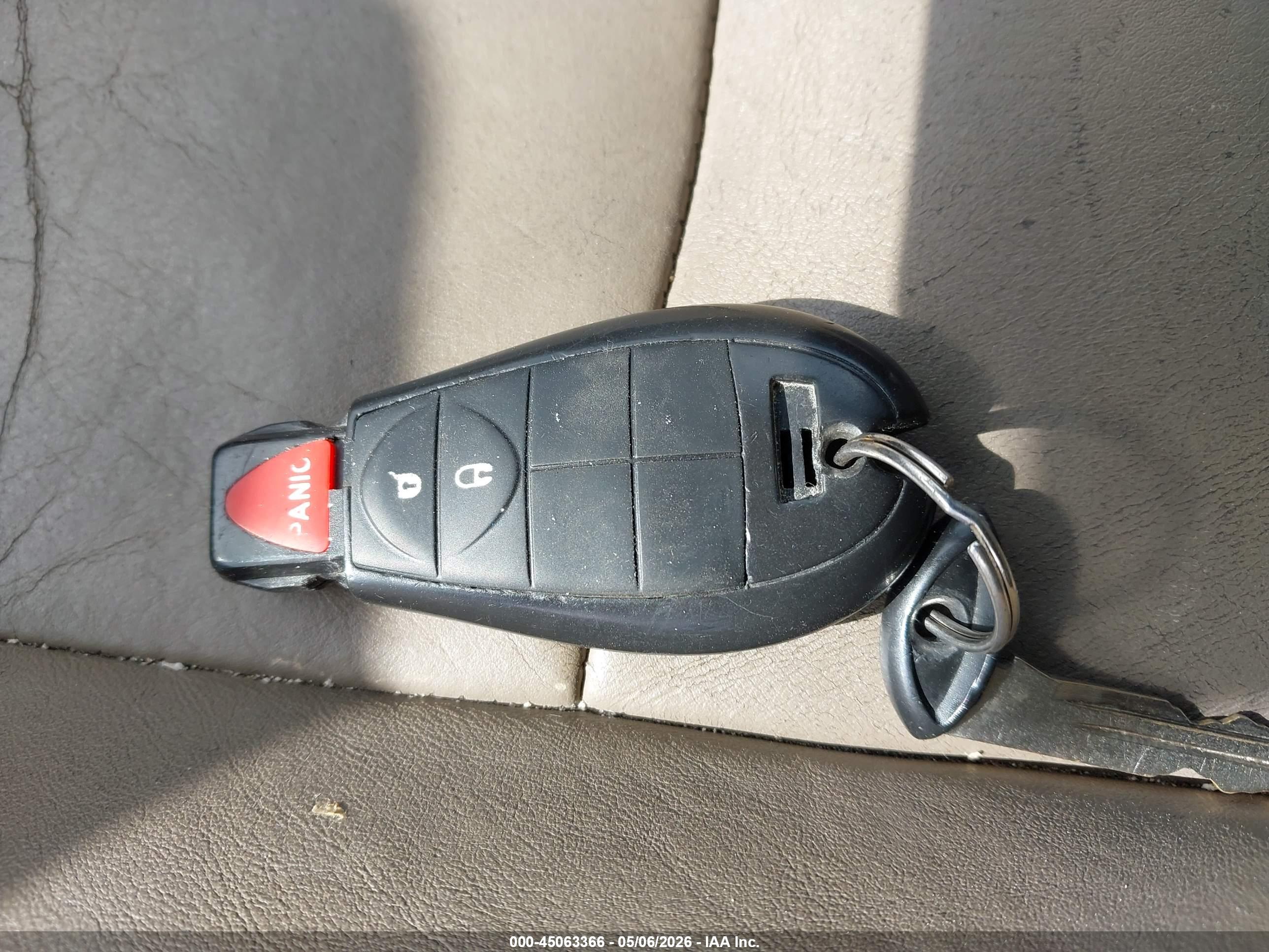 CHRYSLER TOWN image 11