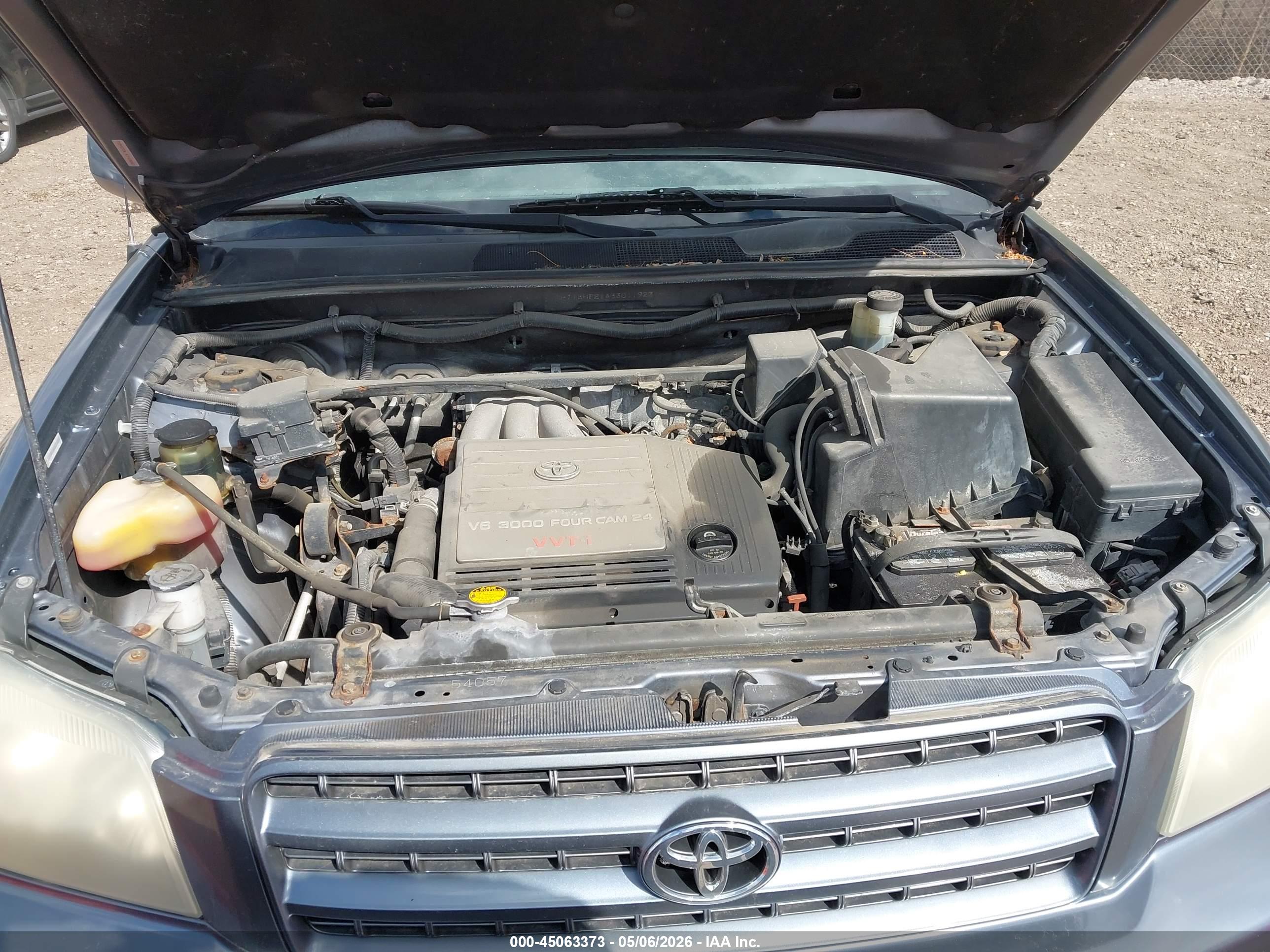 TOYOTA HIGHLANDER image 10