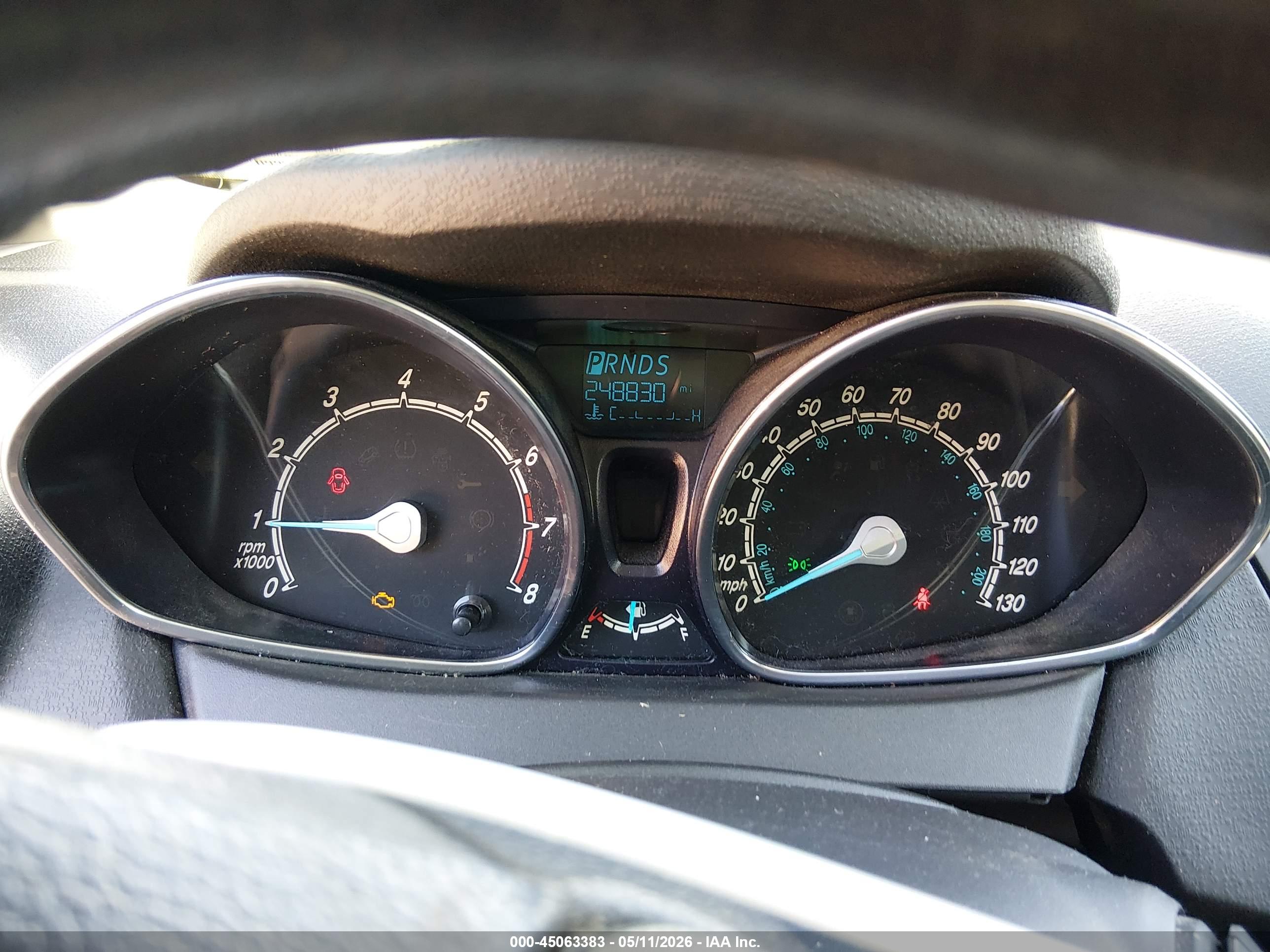 FORD FIESTA image 7
