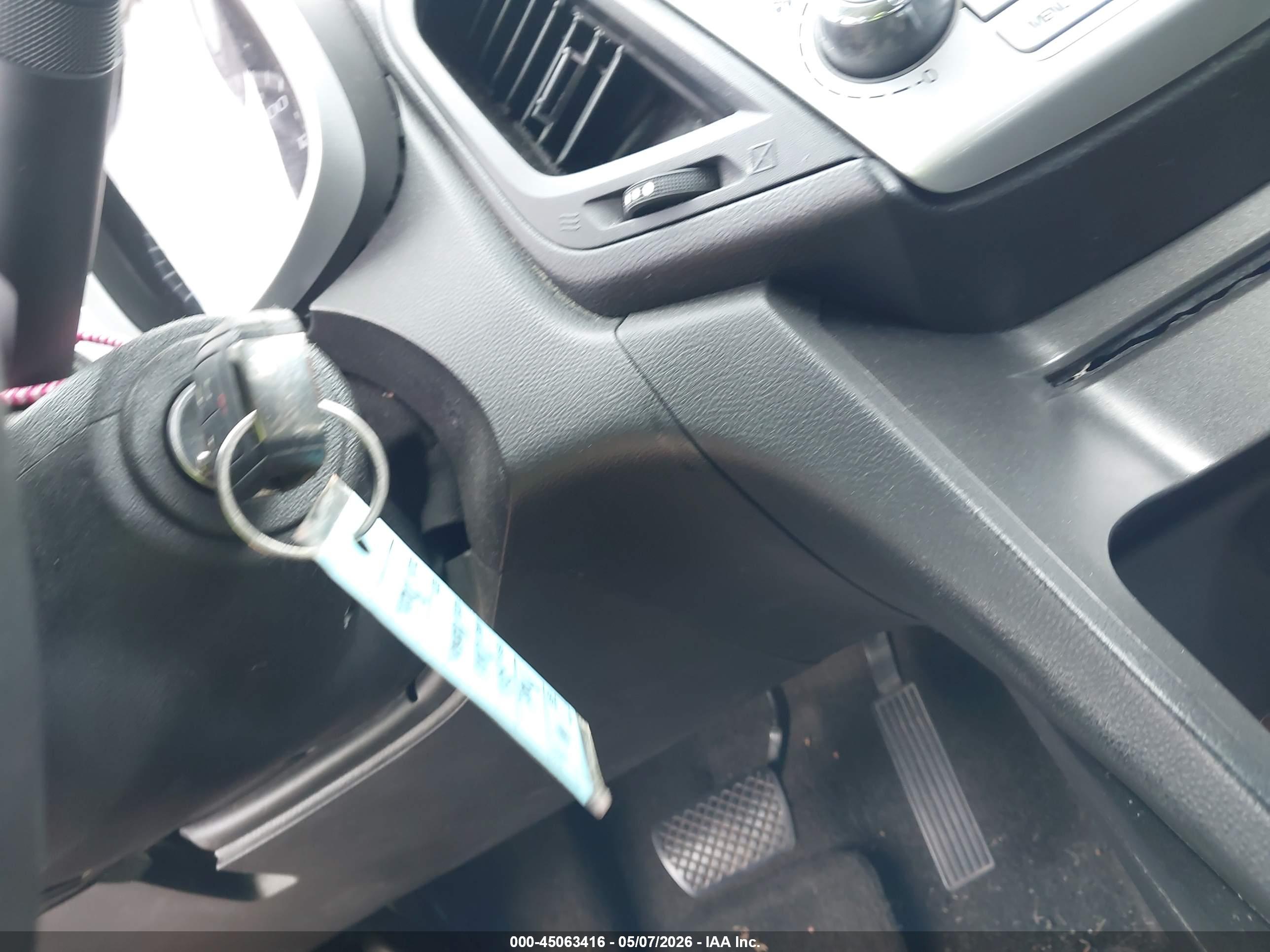 CHEVROLET EQUINOX image 11