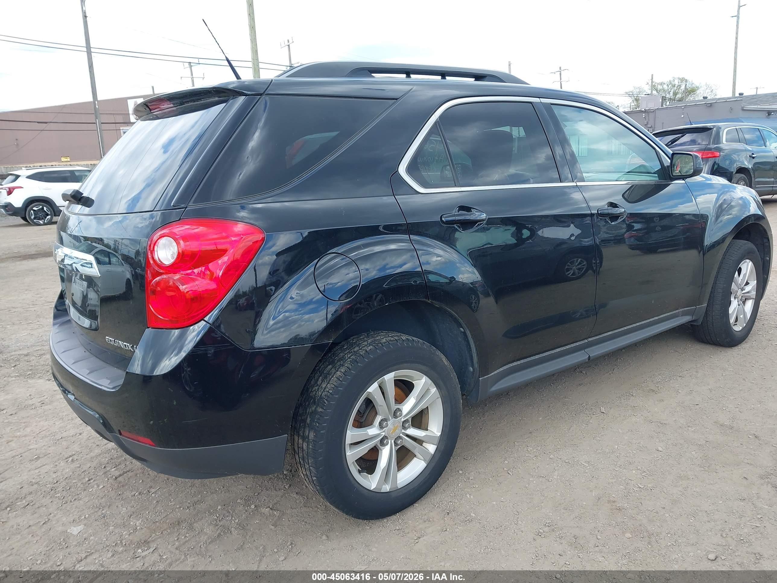 CHEVROLET EQUINOX image 4