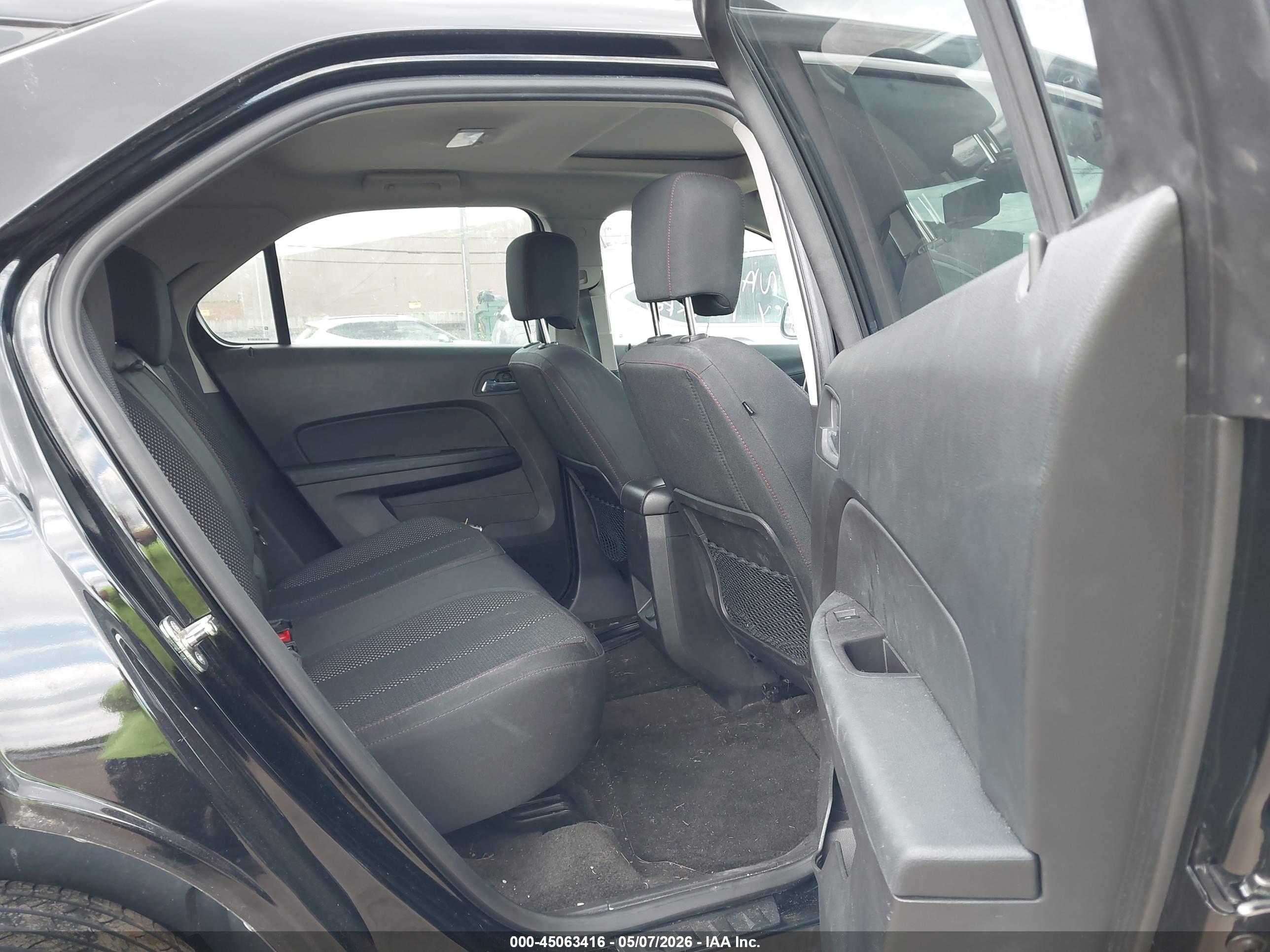 CHEVROLET EQUINOX image 8