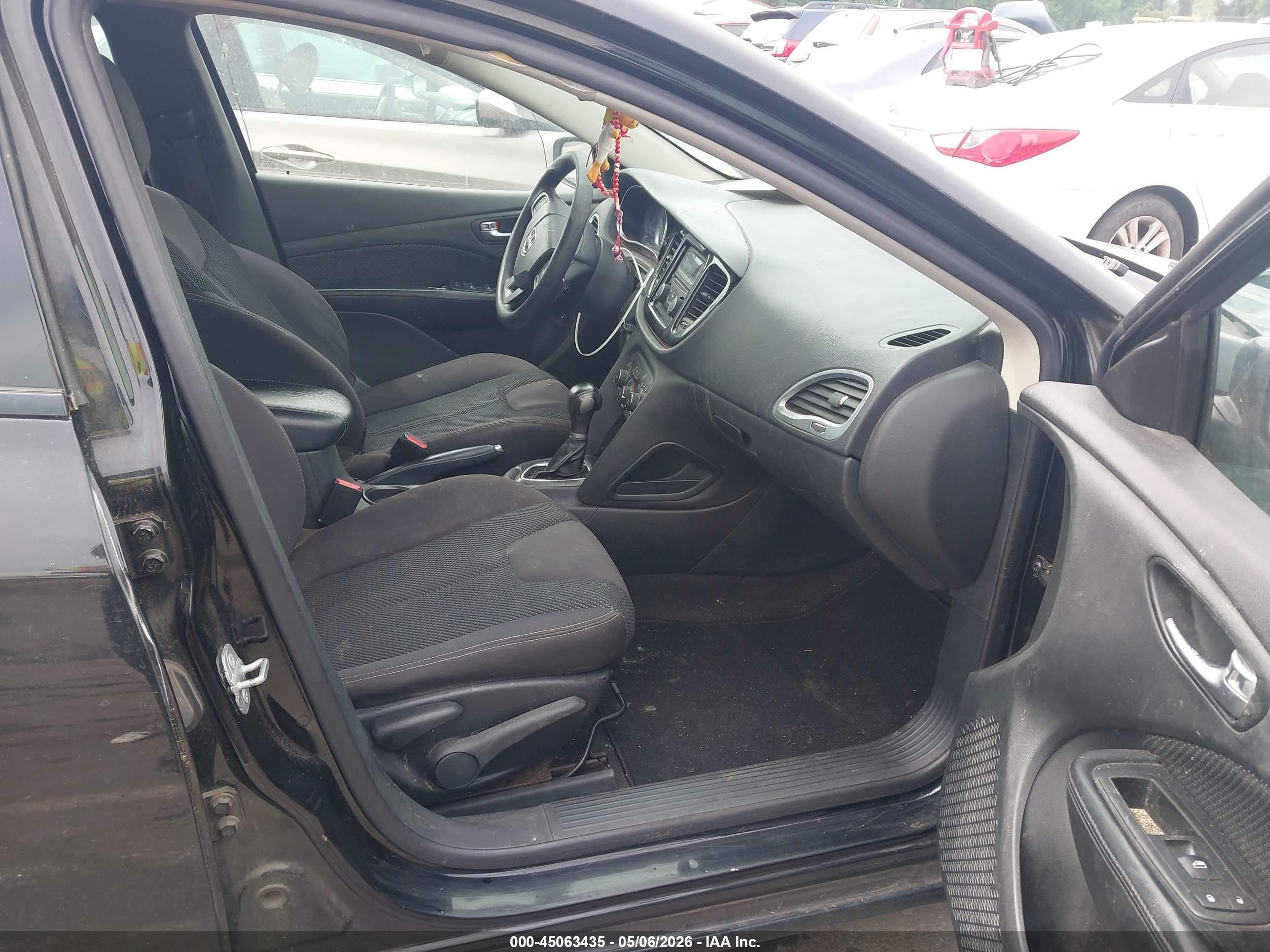 DODGE DART image 5