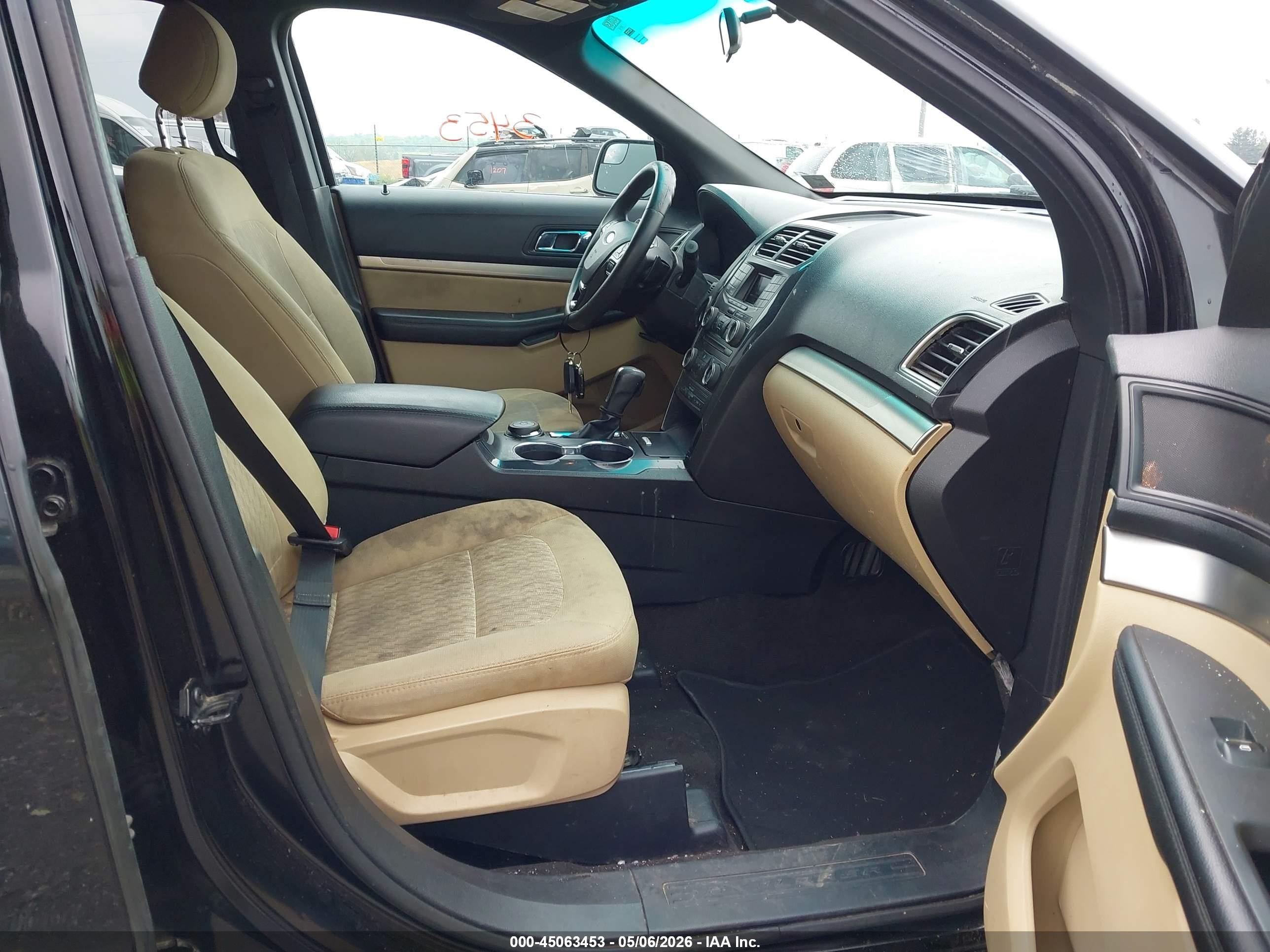 FORD EXPLORER image 5