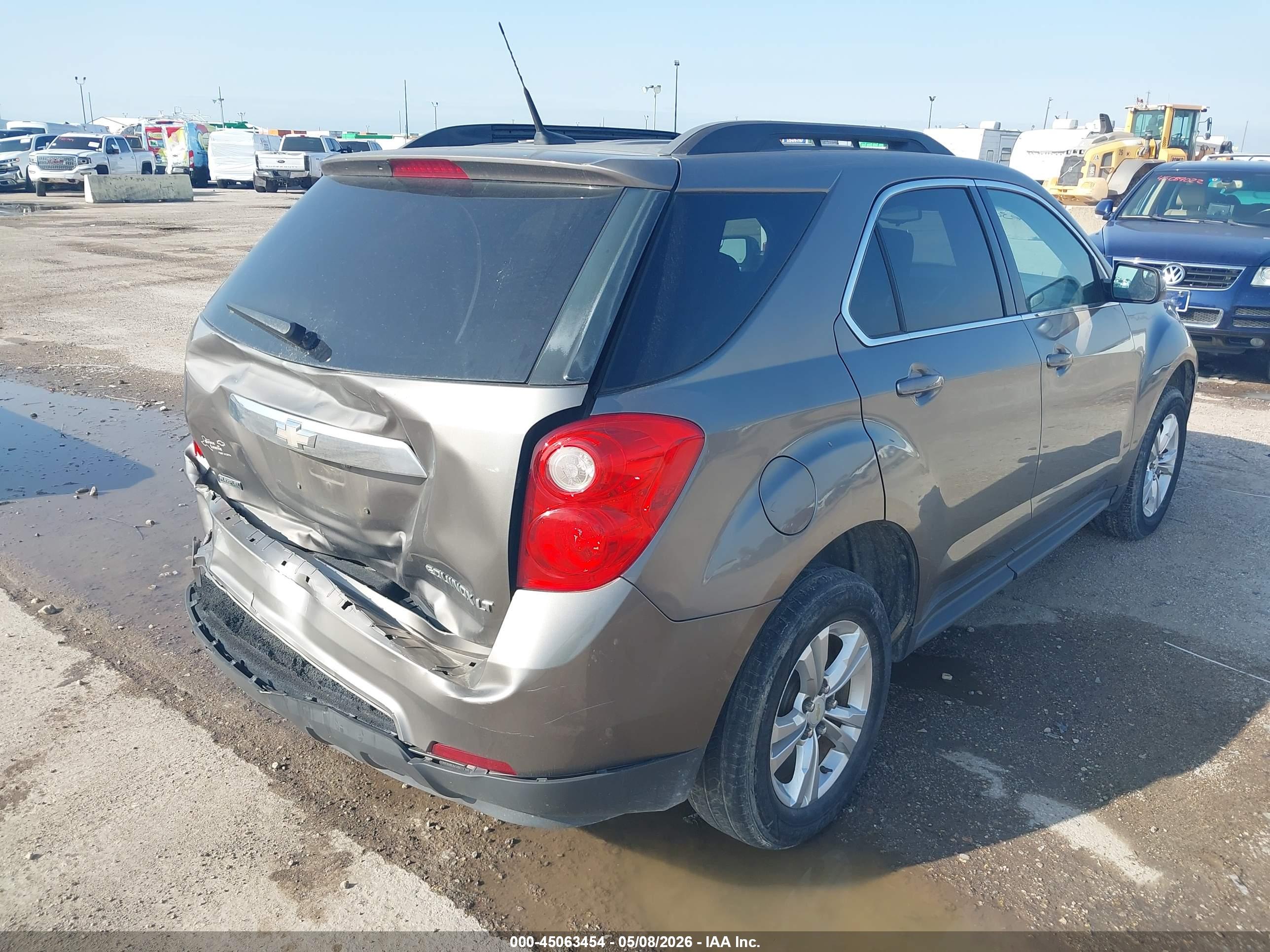 CHEVROLET EQUINOX image 4