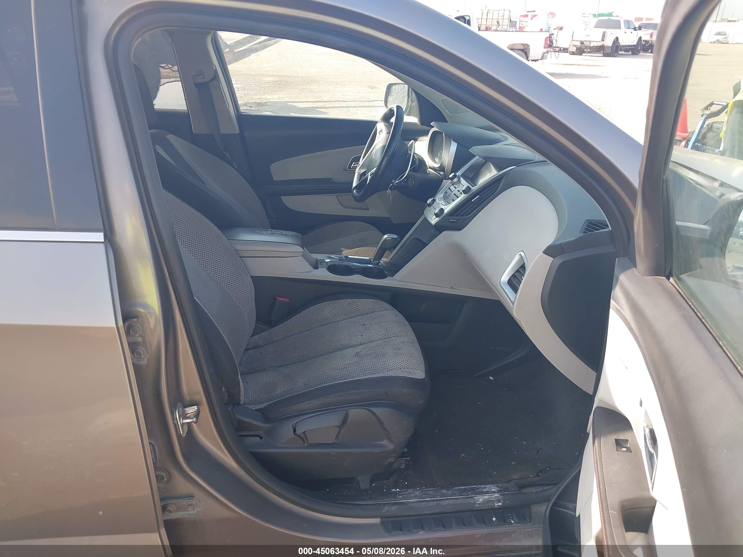 CHEVROLET EQUINOX image 5
